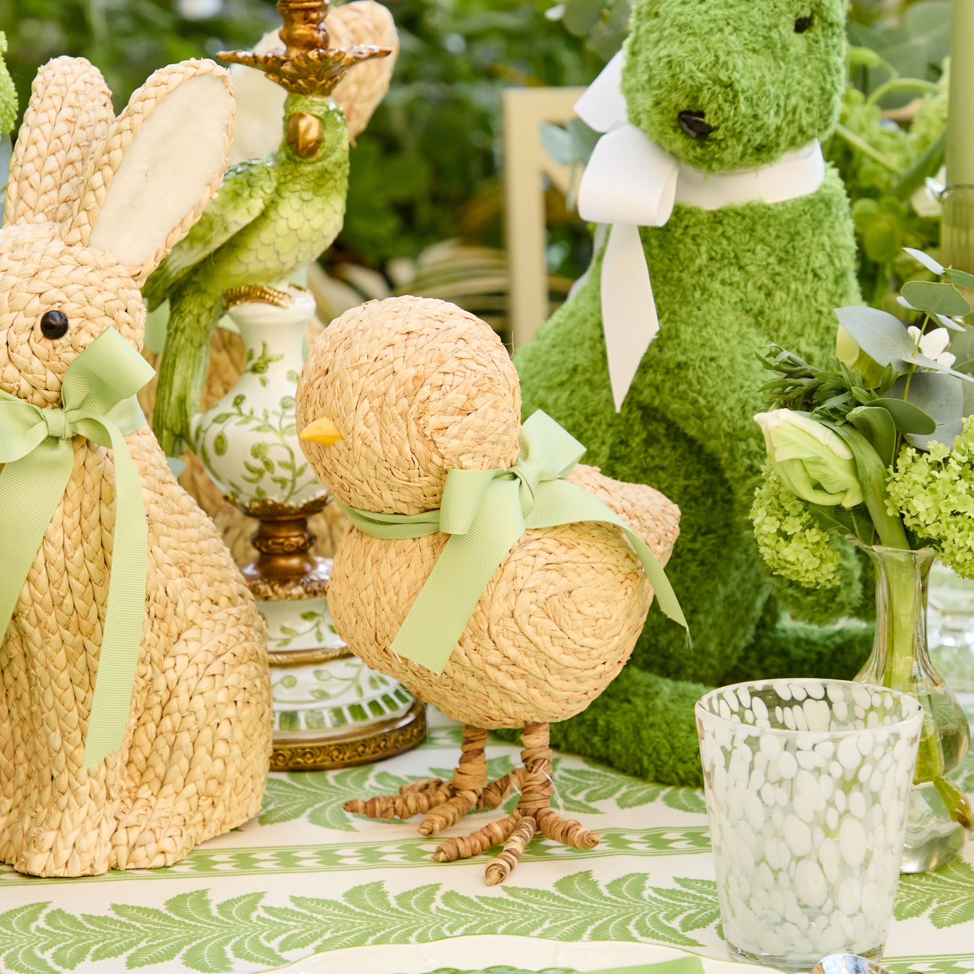 Small Raffia Chick (Pair)