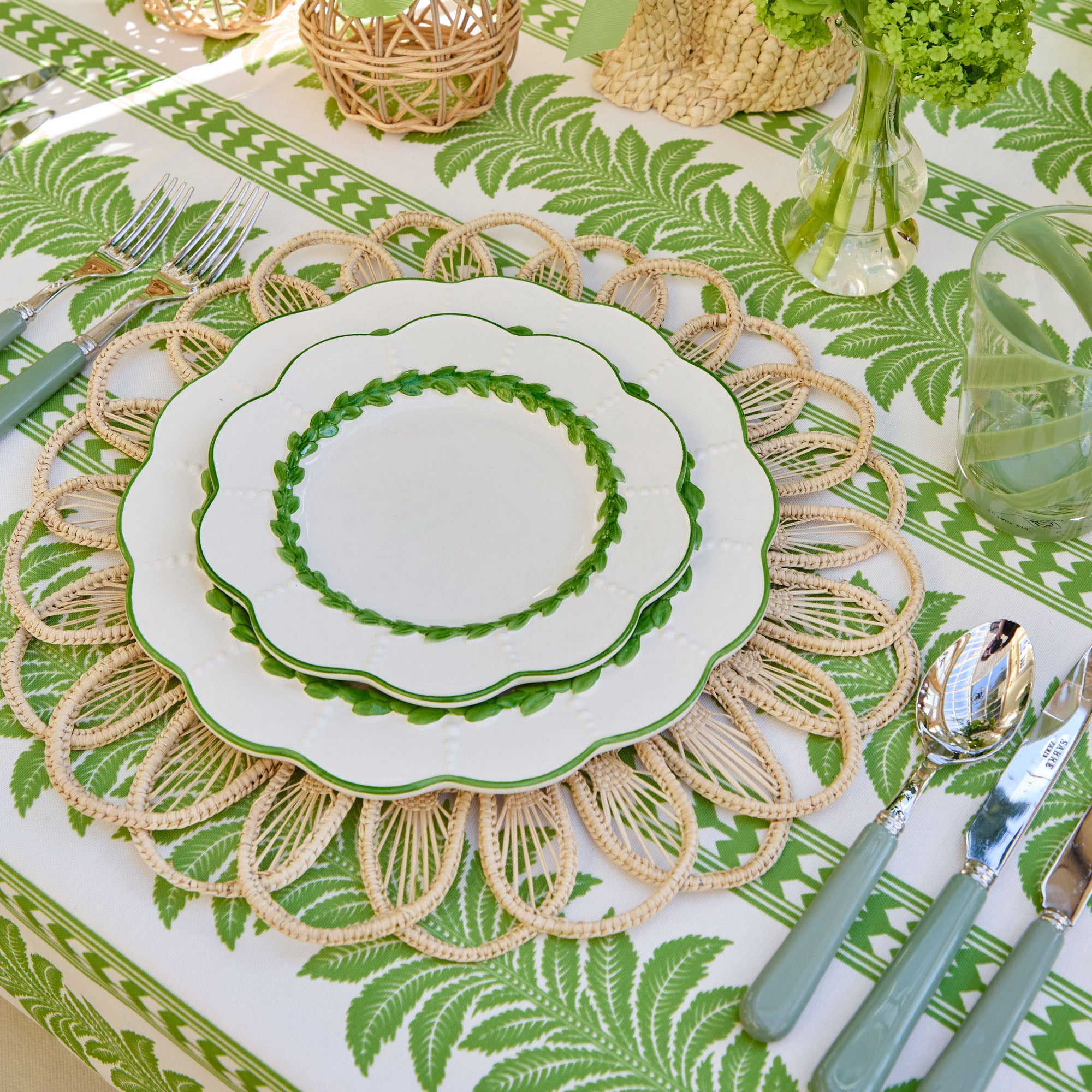 Green Laurel Starter Plate