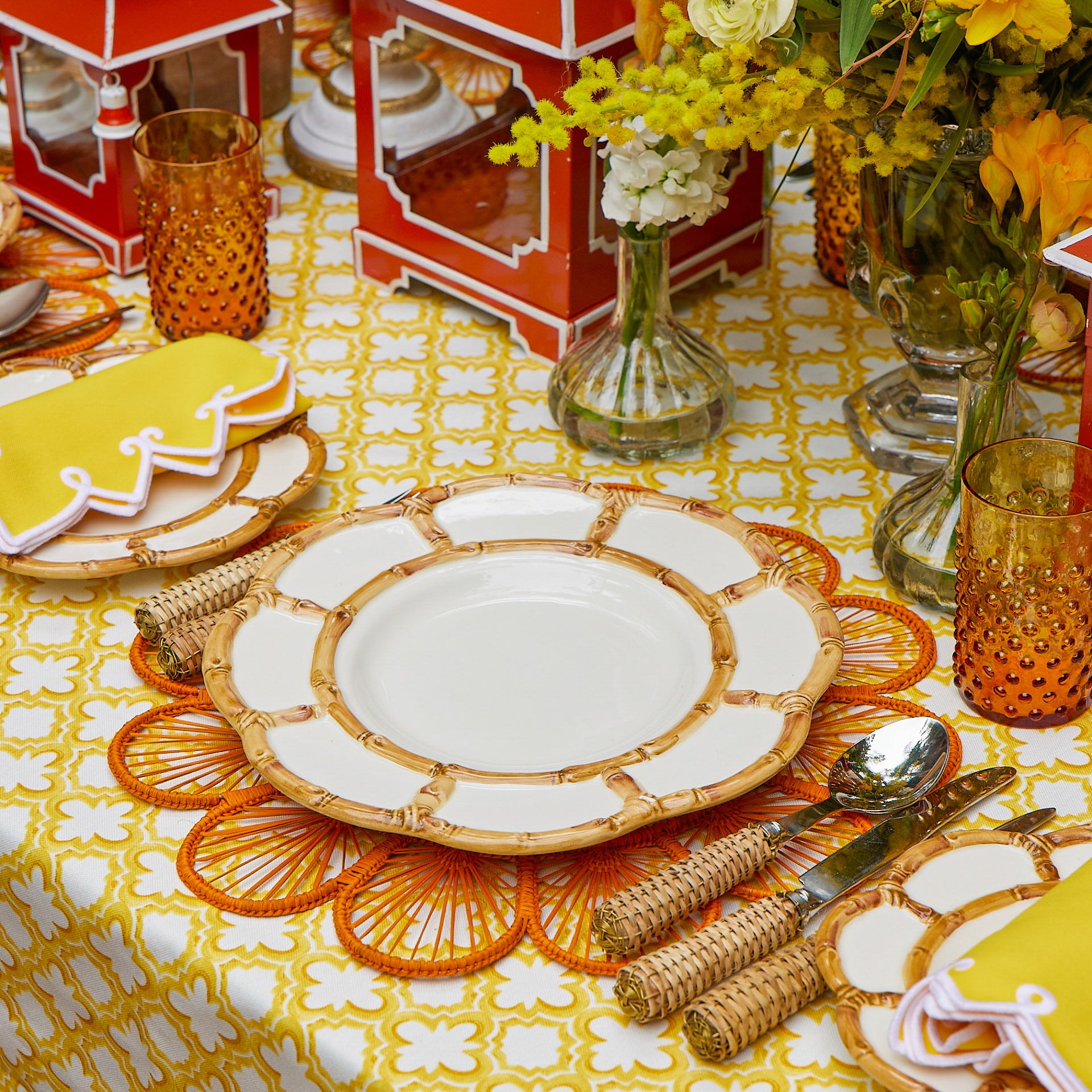 Petal Bamboo Ceramic Dinner Plates (Set of 4)