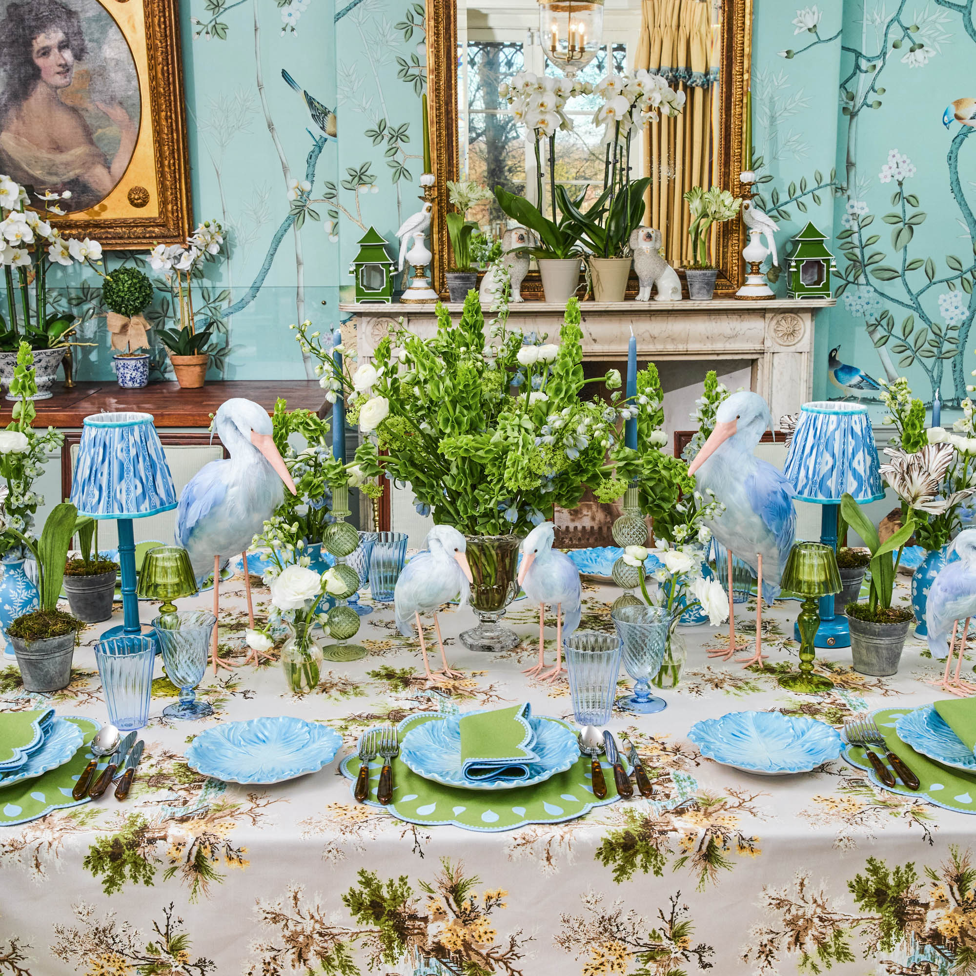 Blue Leonora Lacquer Rechargeable Lamp