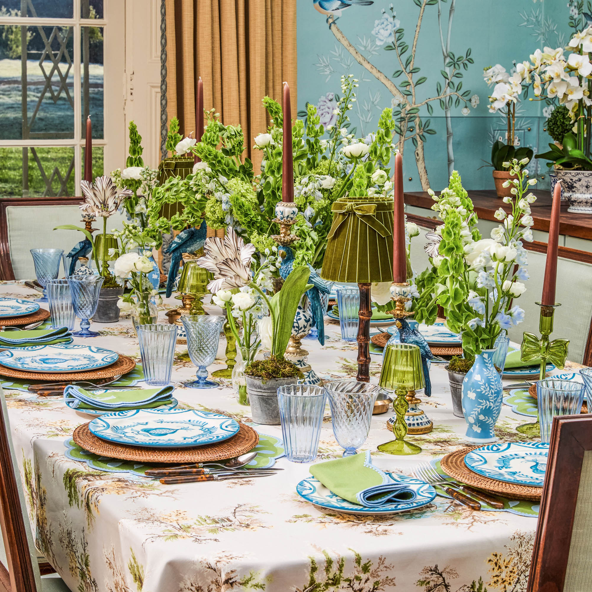 Celine Green Glass Bow Candle Holder (Pair)