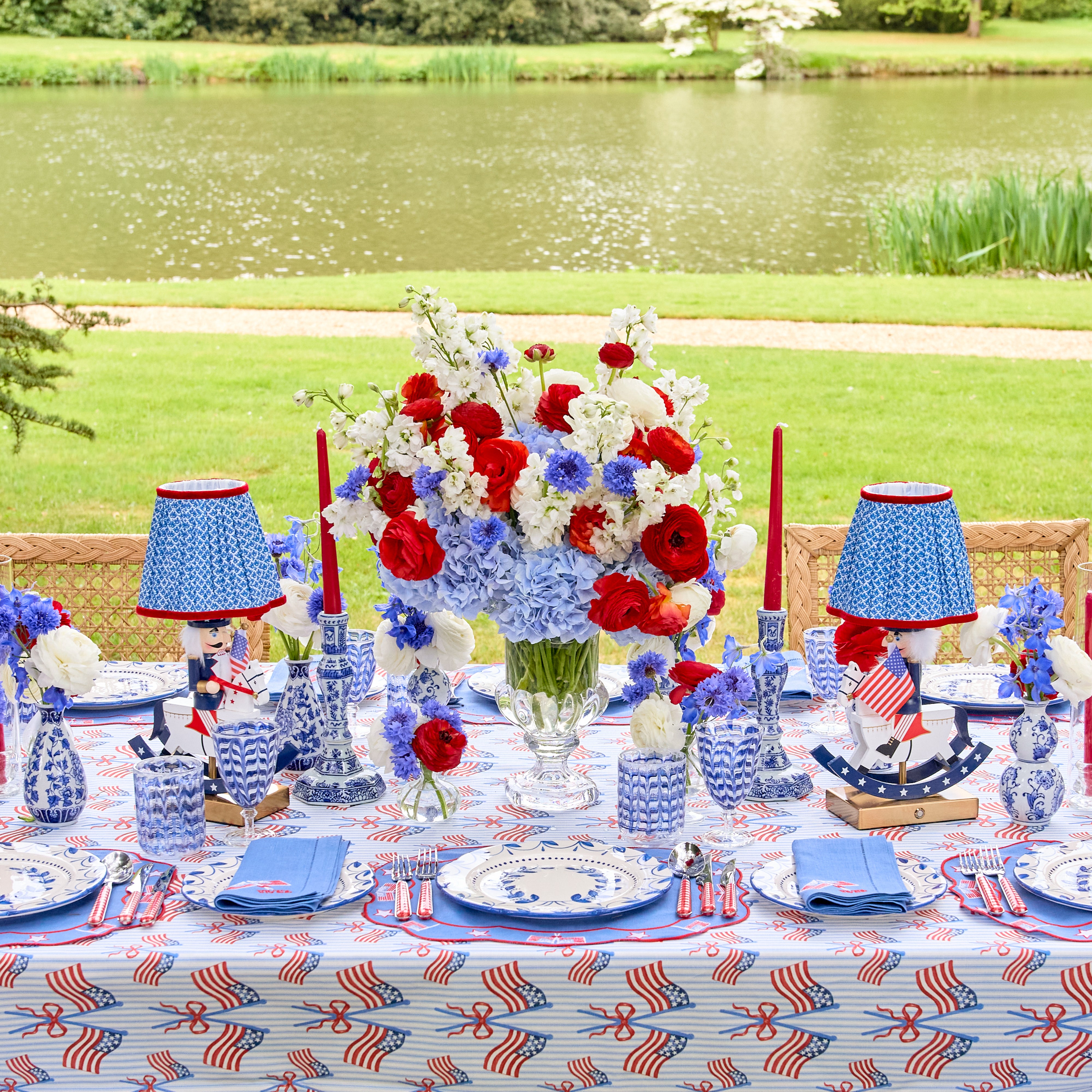 Blue Paloma Wine Glasses (Set of 4)
