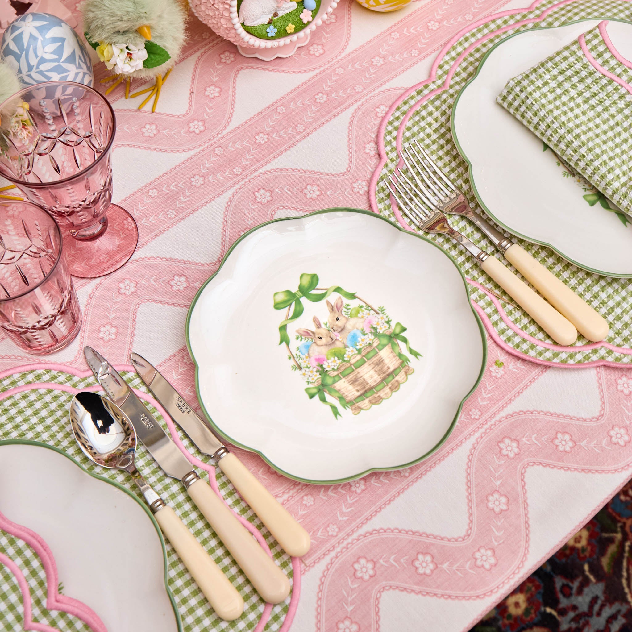 Bunnies in Basket Starter Plate