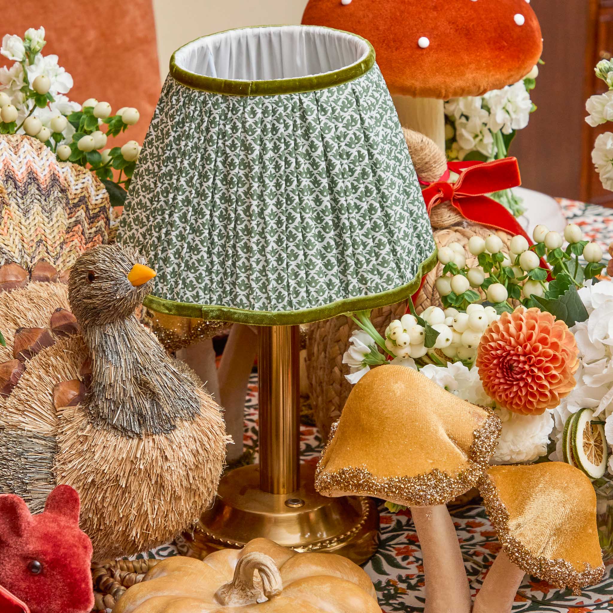 Olive Lotus Lampshade (22cm)