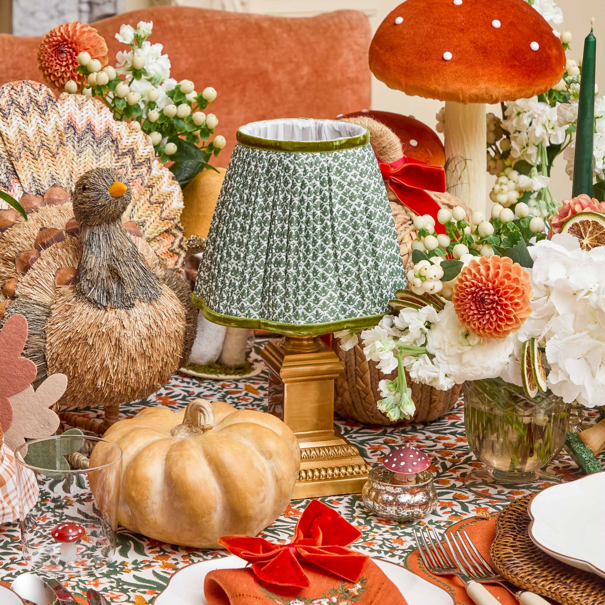 Short Corinthian Square Rechargeable Lamp with Olive Lotus Shade (18cm)