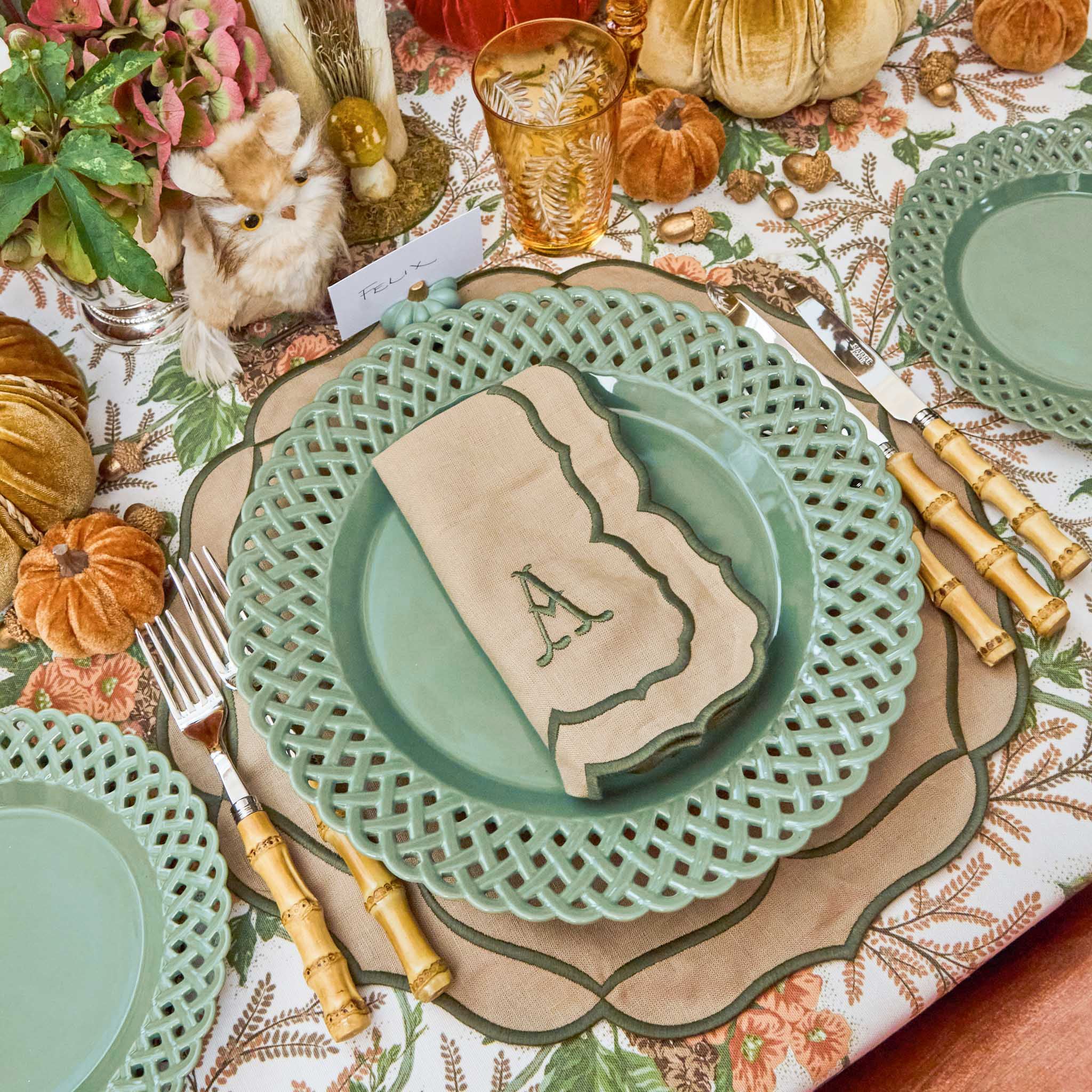 Sage Basketweave Starter Plate