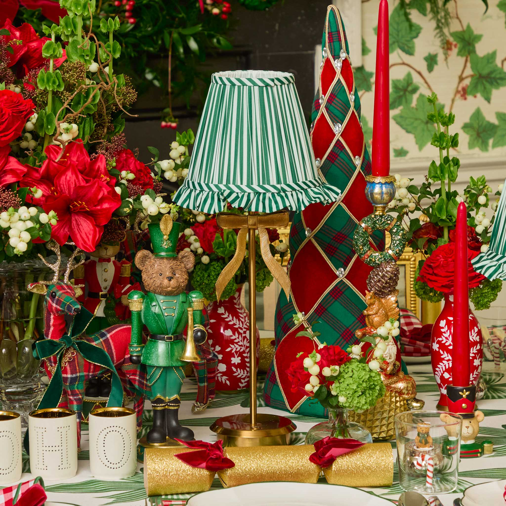 Tall Marilyn Bow Rechargeable Lamp