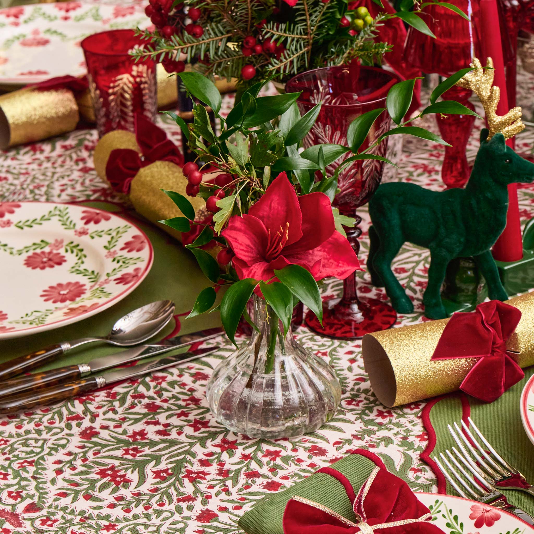 Romance Bud Vase (Set of 3)