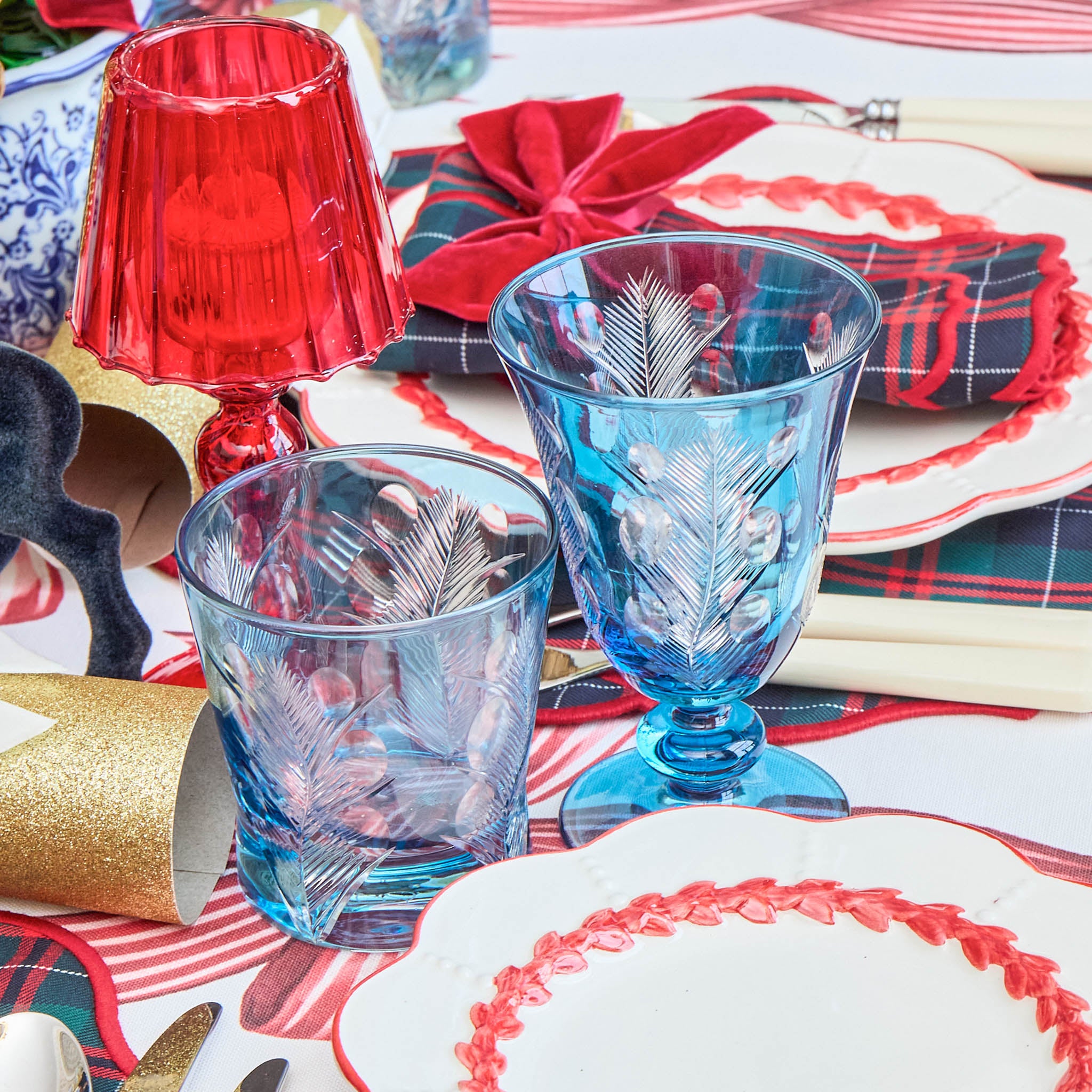 Blue Fern Engraved Wine Glasses (Set of 4)