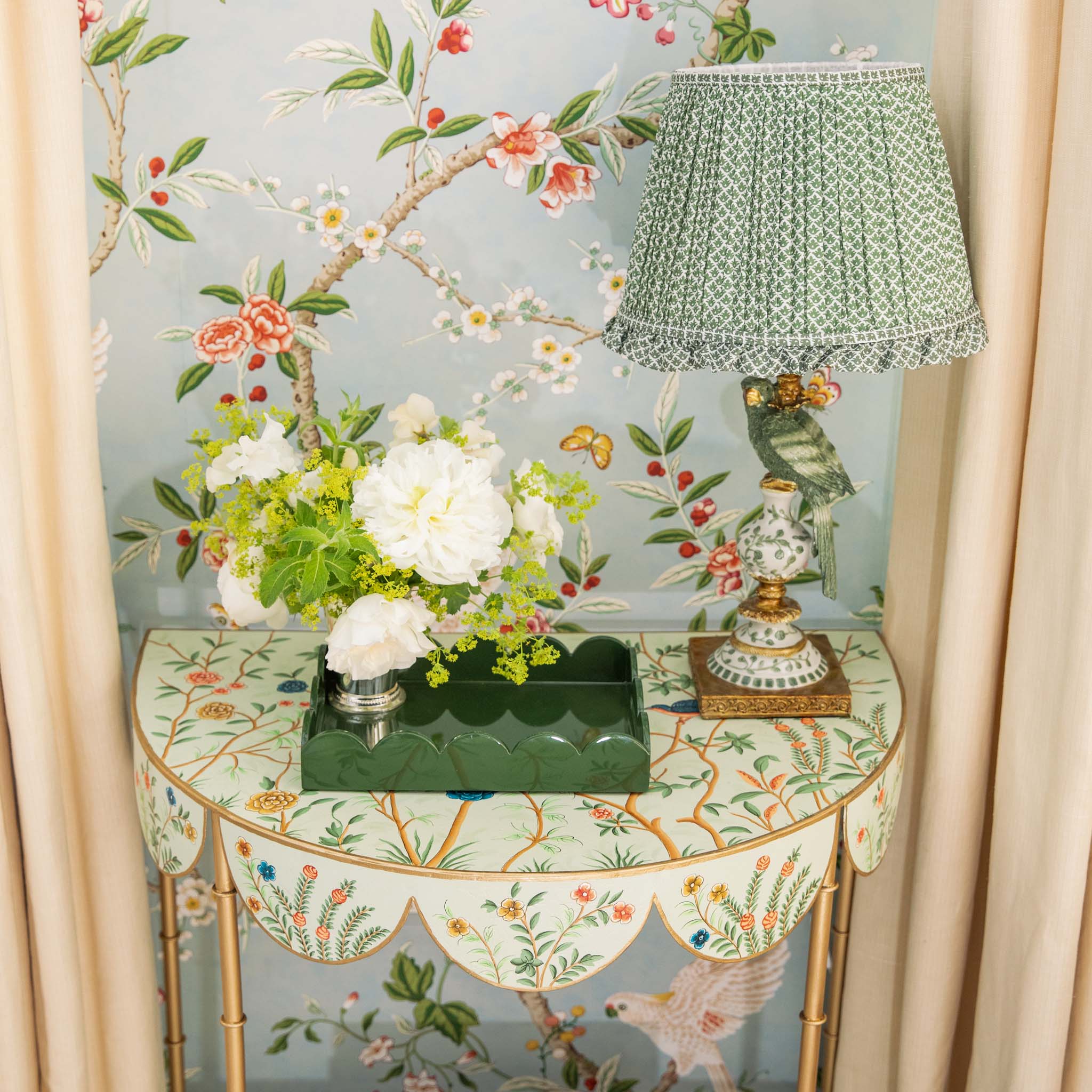 Small Olive Scalloped Lacquer Tray