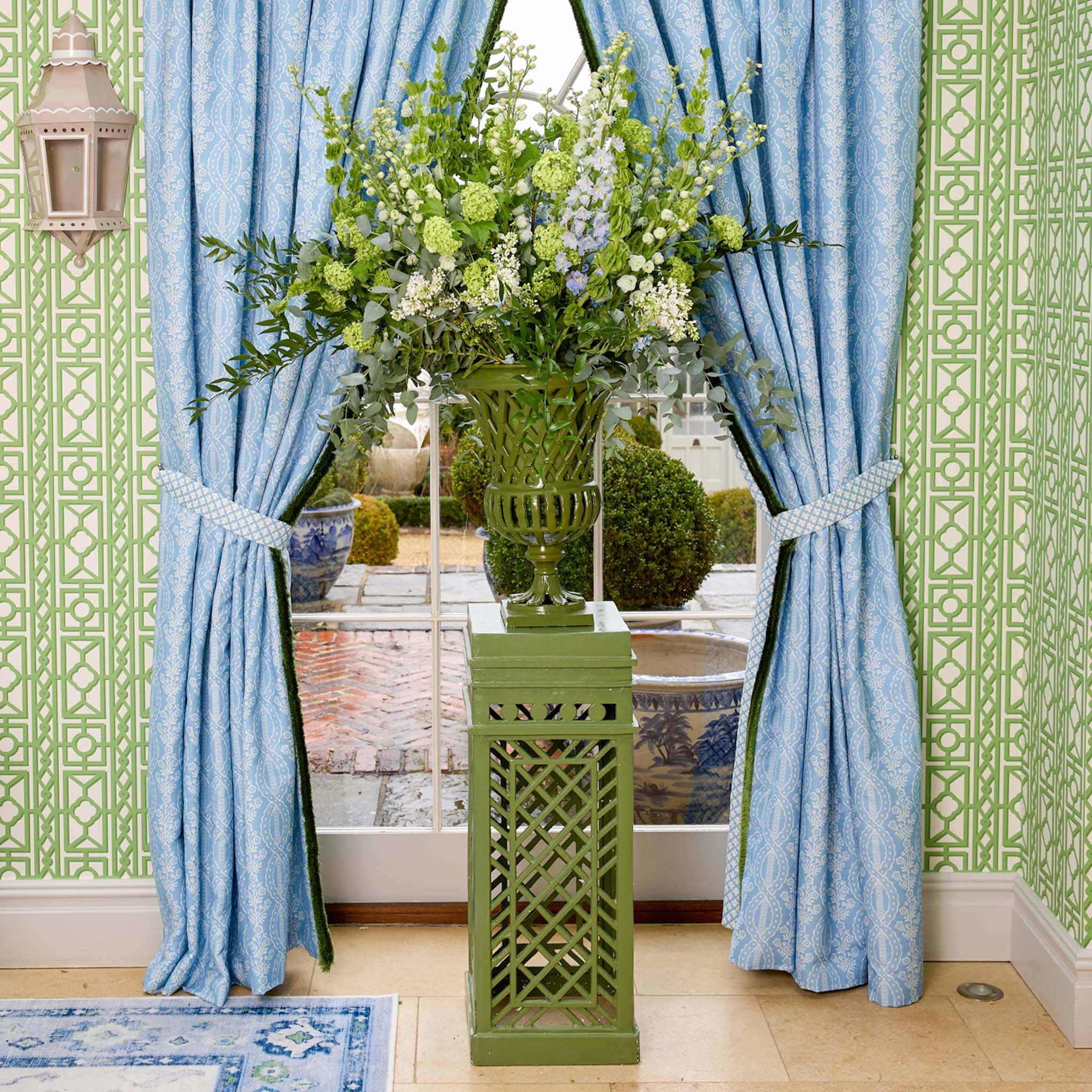 Adelaide Green Lattice Urn & Pedestal