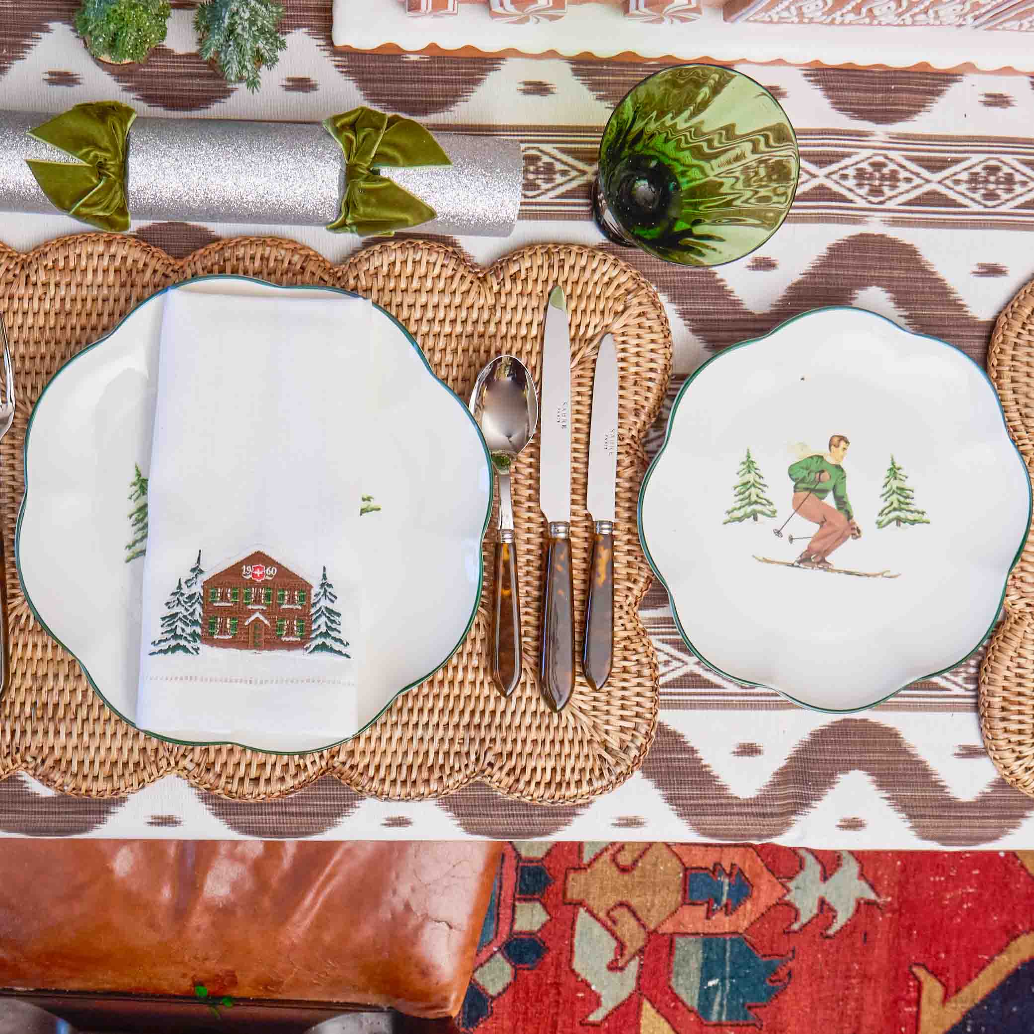 Alpine Chalet White Linen Napkins (Set of 4)