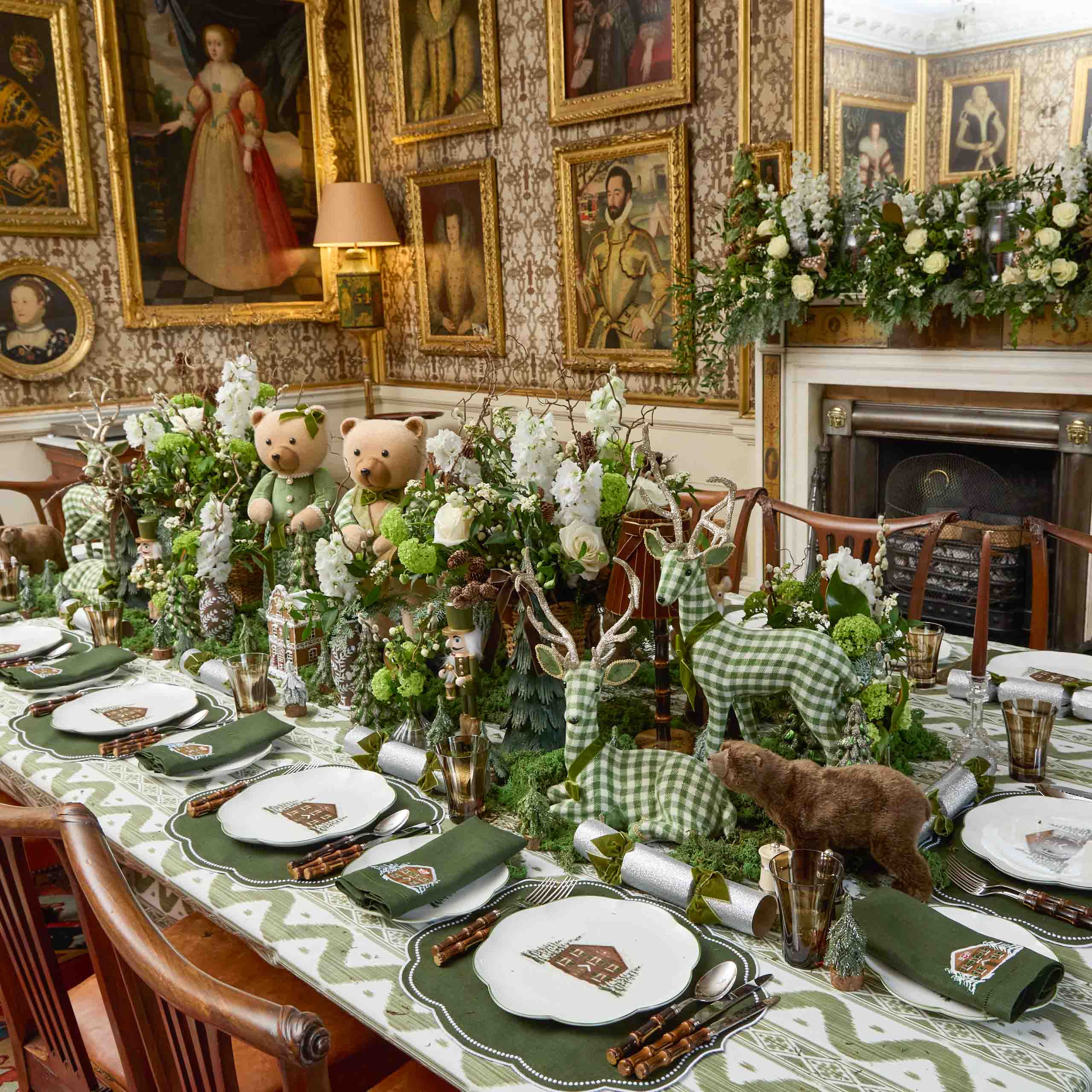 Mrs. Alice Decorative Moss