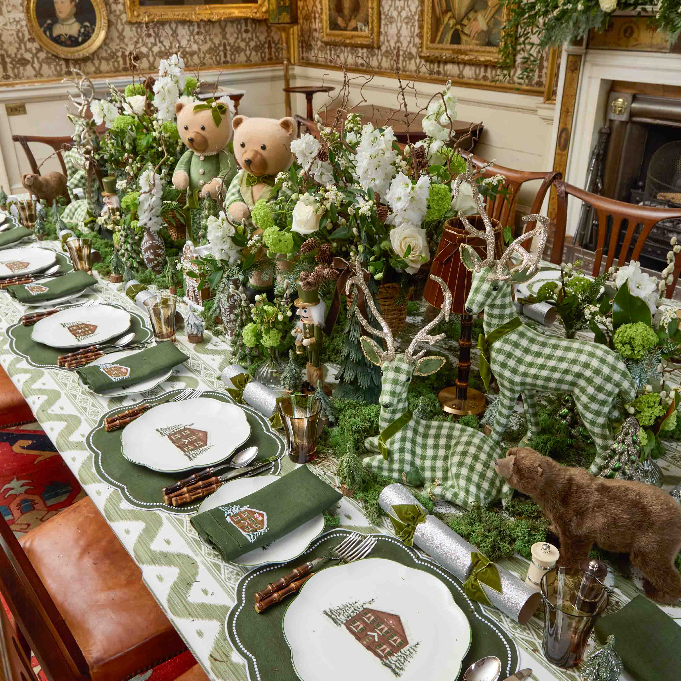 Alpine Chalet Forest Green Linen Napkins (Set of 4)