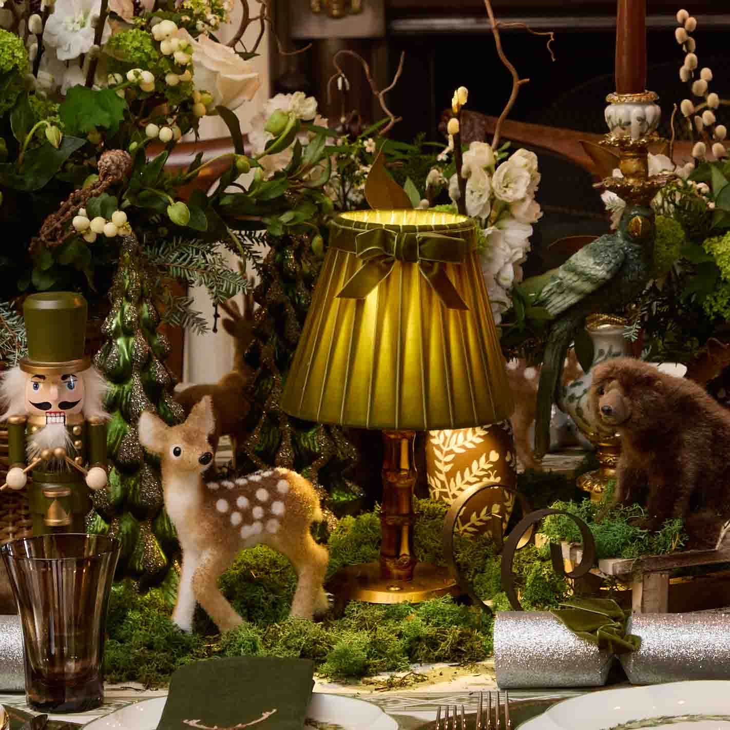 Olive Velvet Bow Lampshade (18cm)