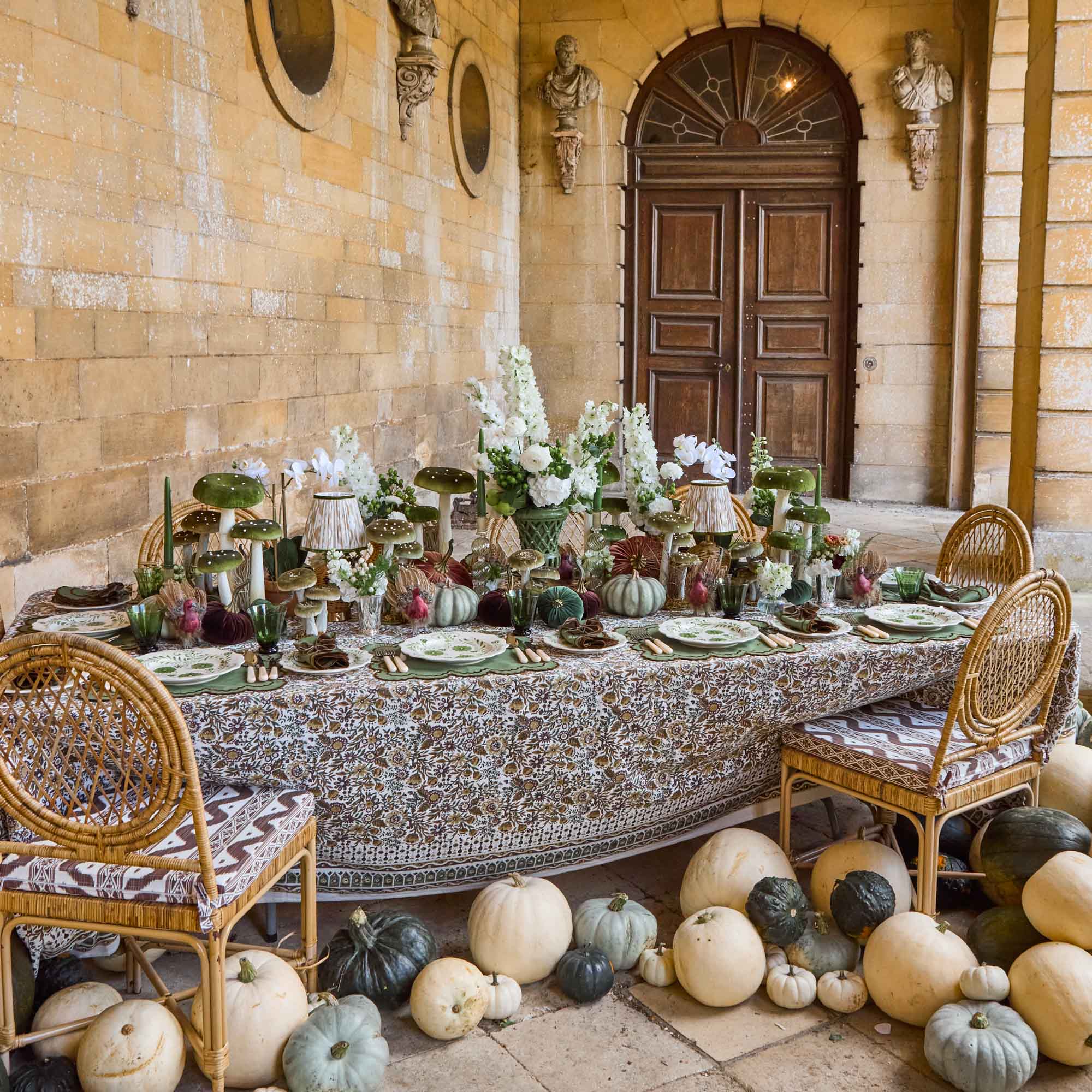 Evergreen Flowers Dinner Plates (Set of 4)