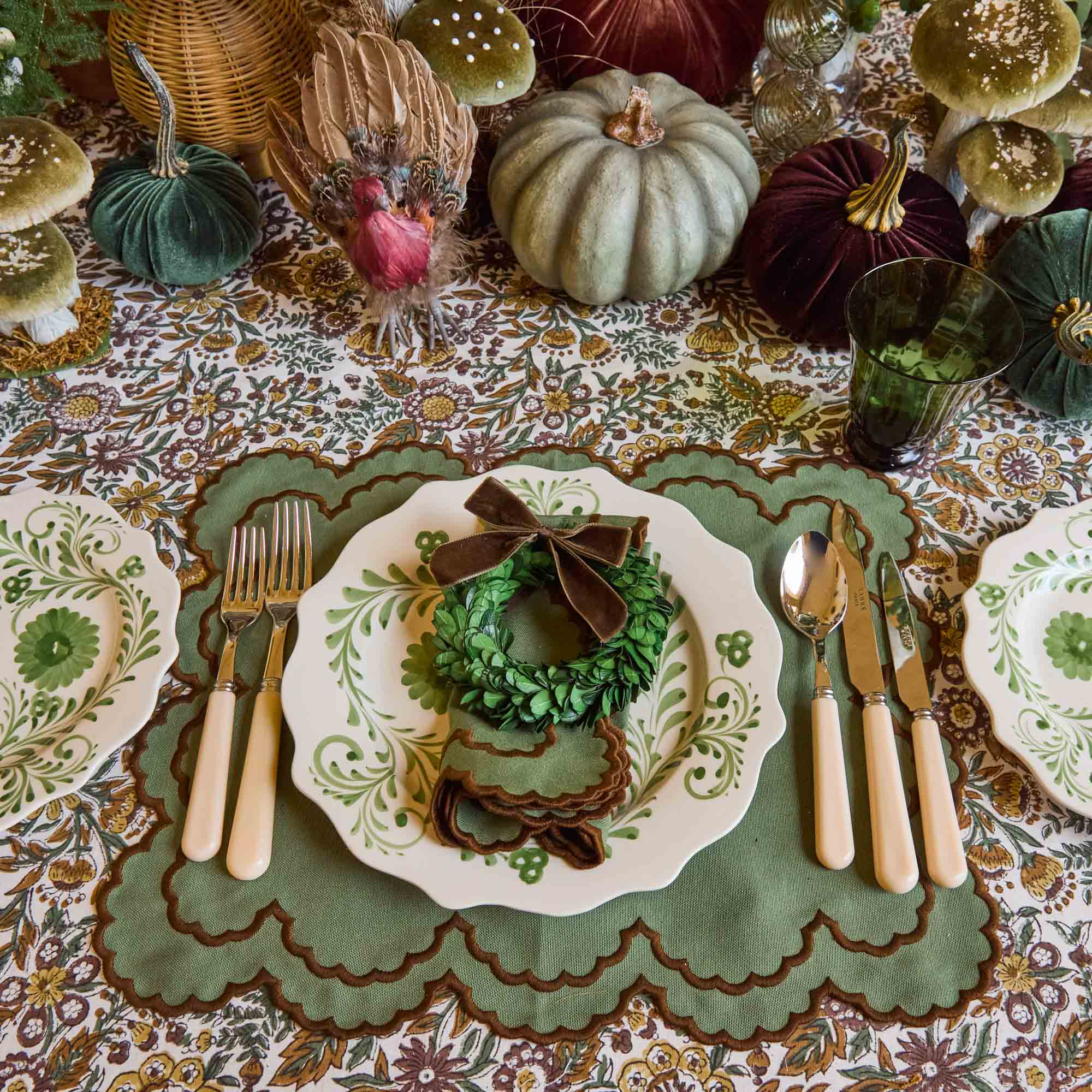 Moss Green Tulip Glasses (Set of 4)