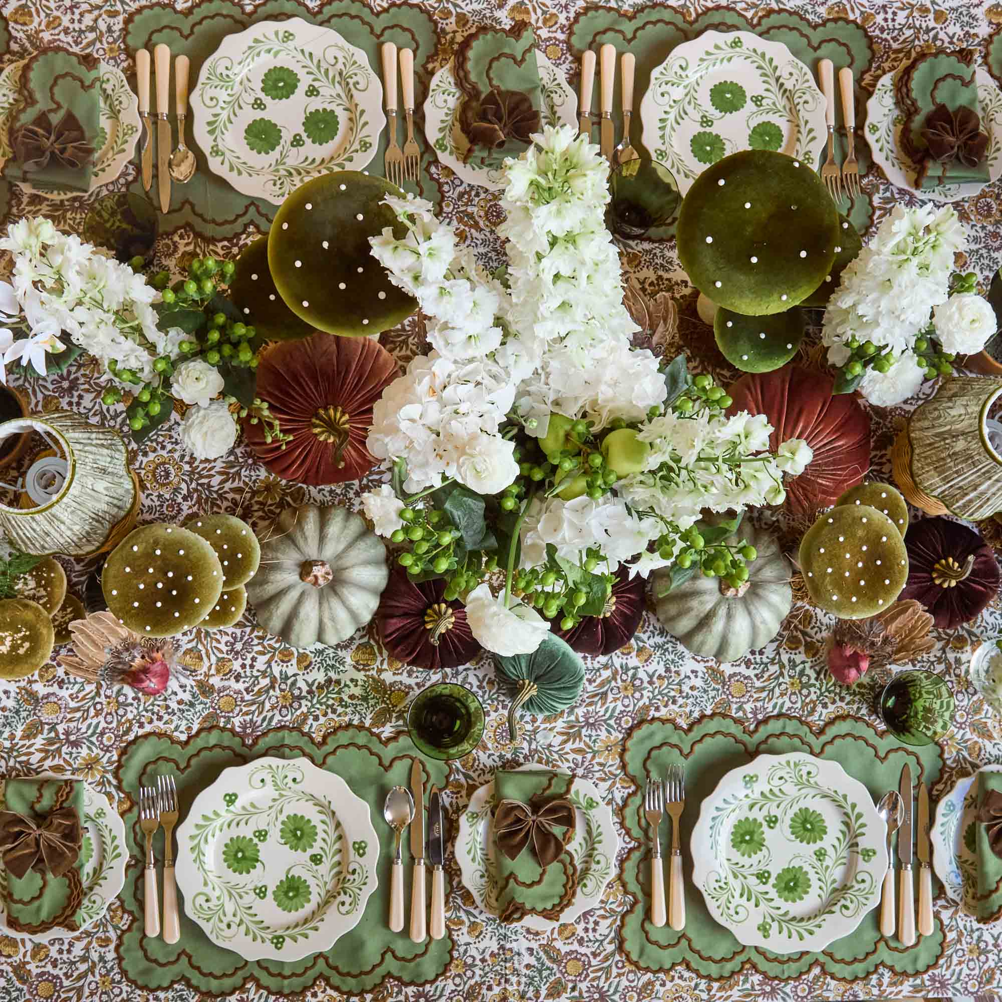 Ivory Cutlery Set (5 Piece)