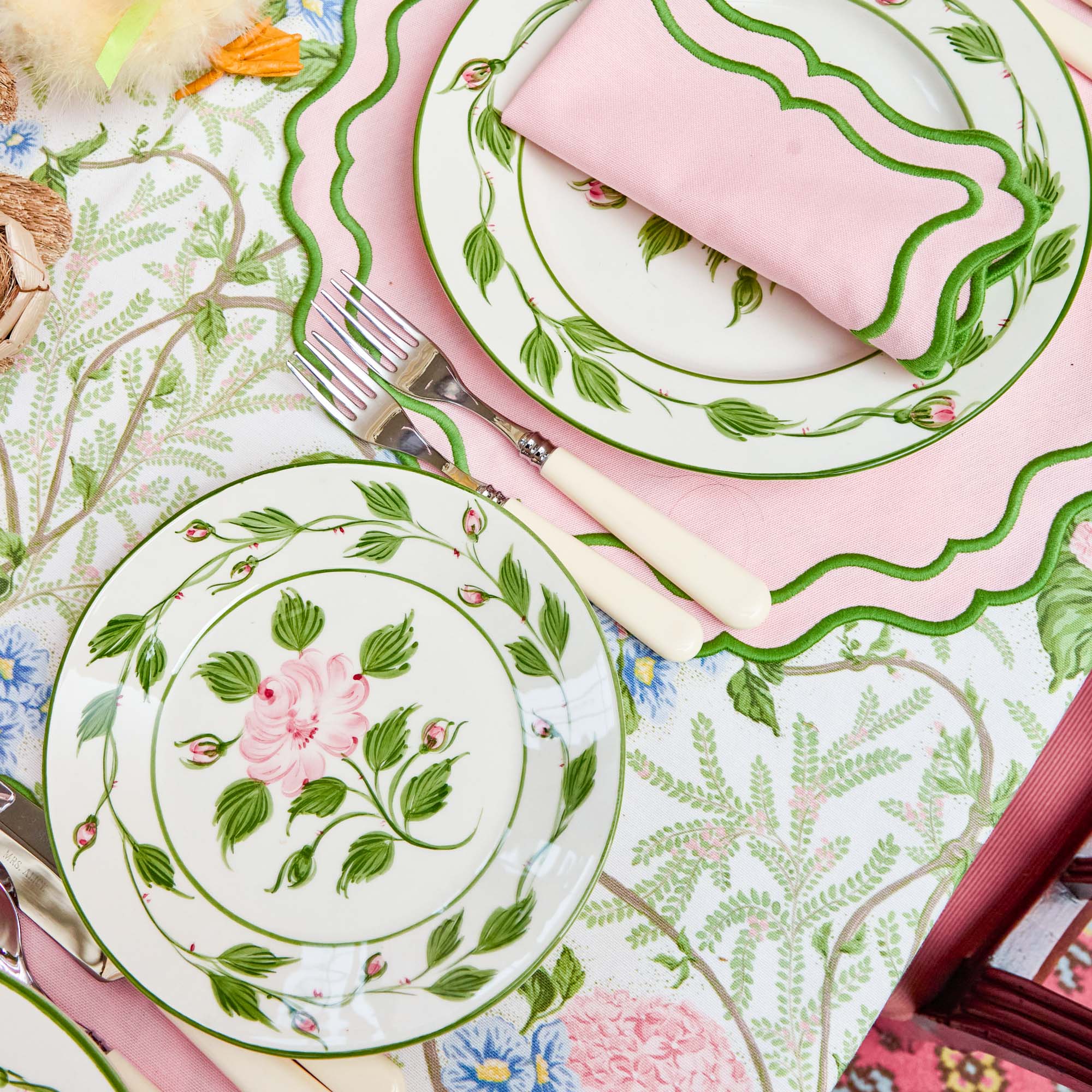 Rose Bud Starter Plates (Set of 4)