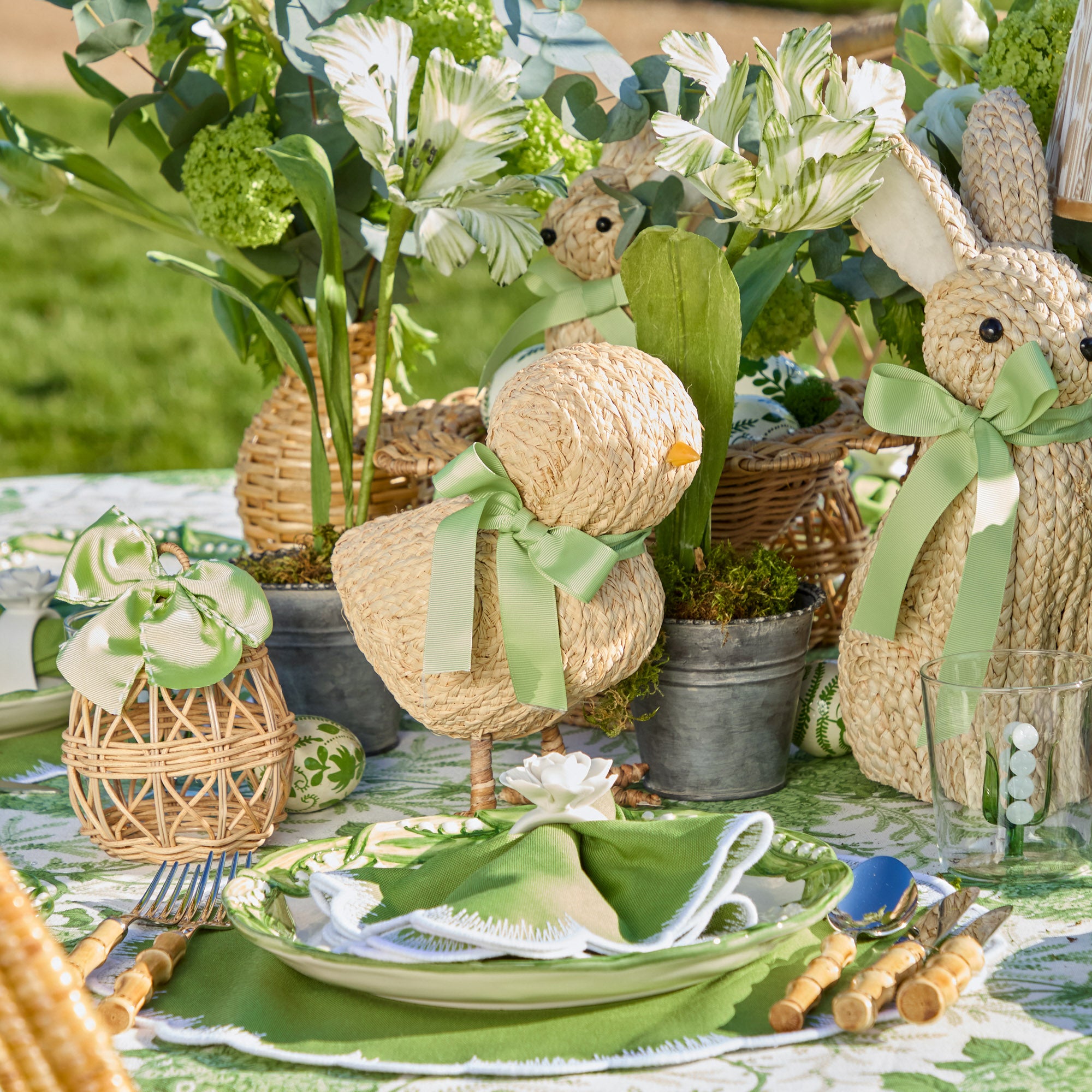 Small Raffia Chick (Pair)