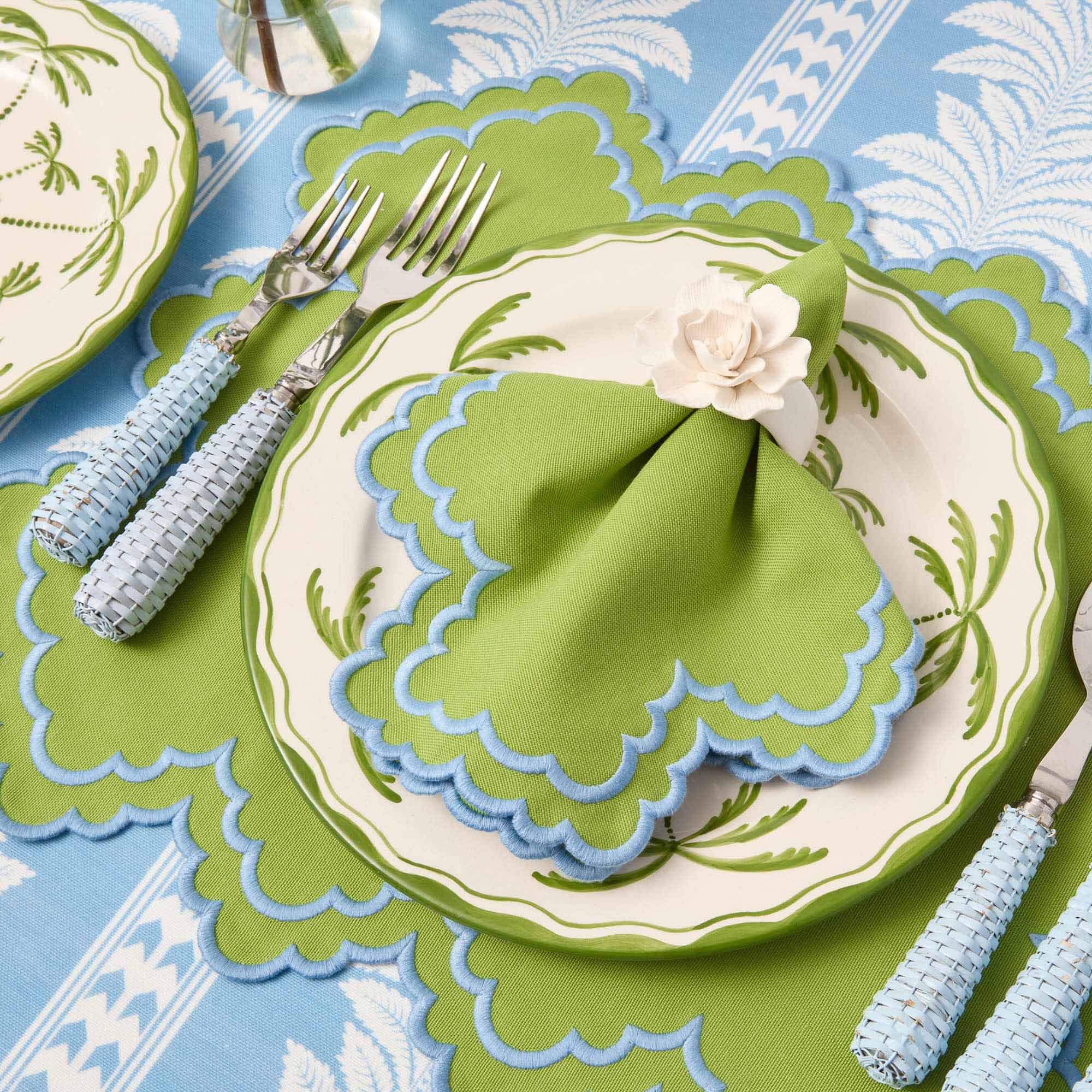 White Fiore Porcelain Napkin Rings (Set of 4)