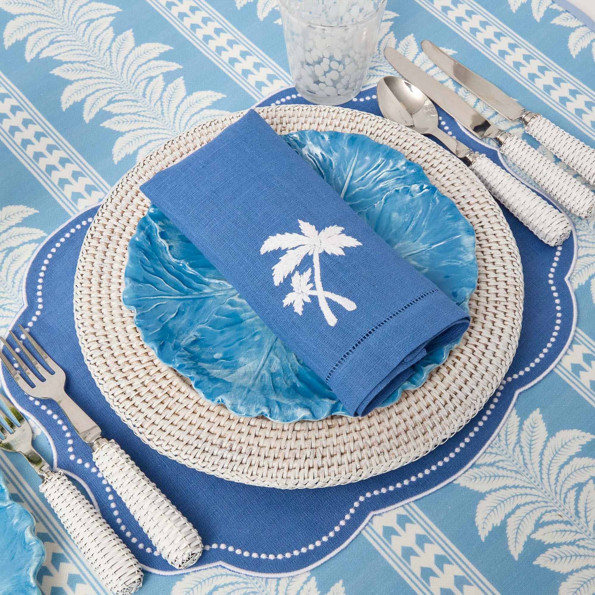 Serena Cabbage Dinner & Starter Plates (Set of 8)