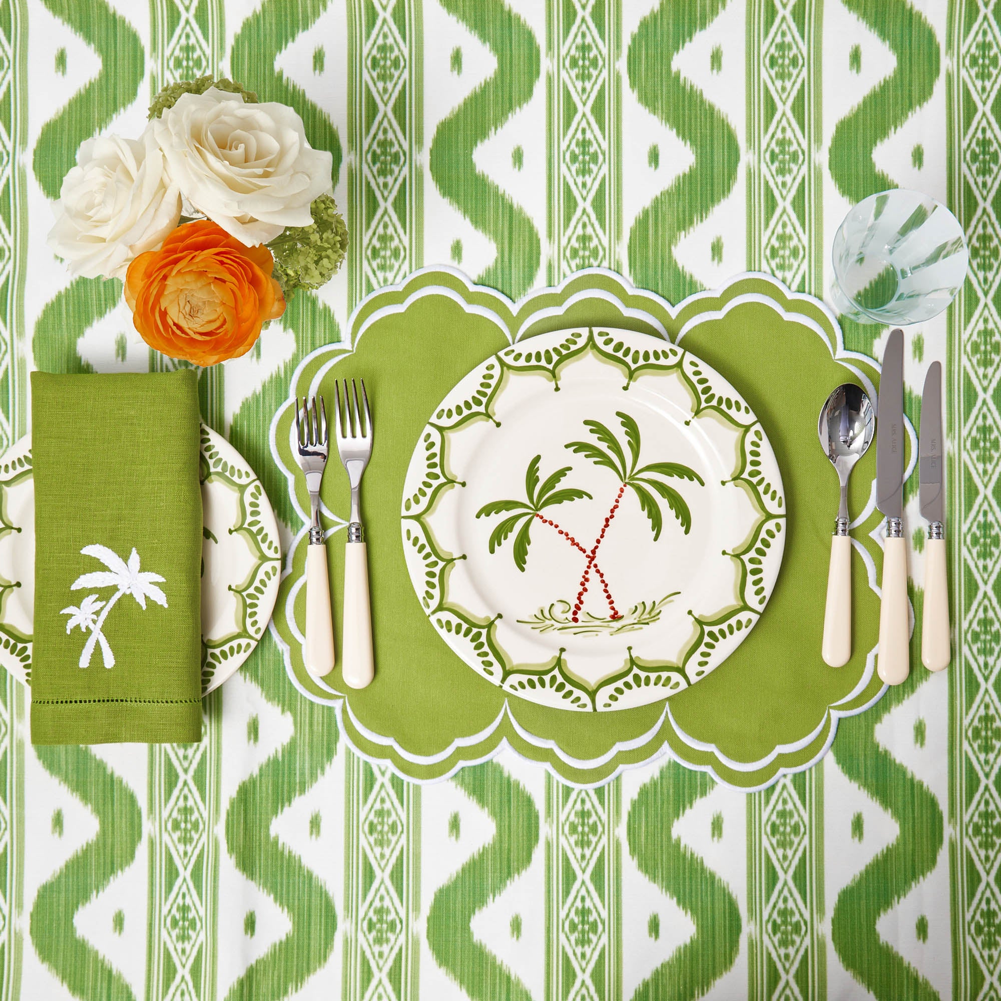 Jardin de Palmier Dinner Plate