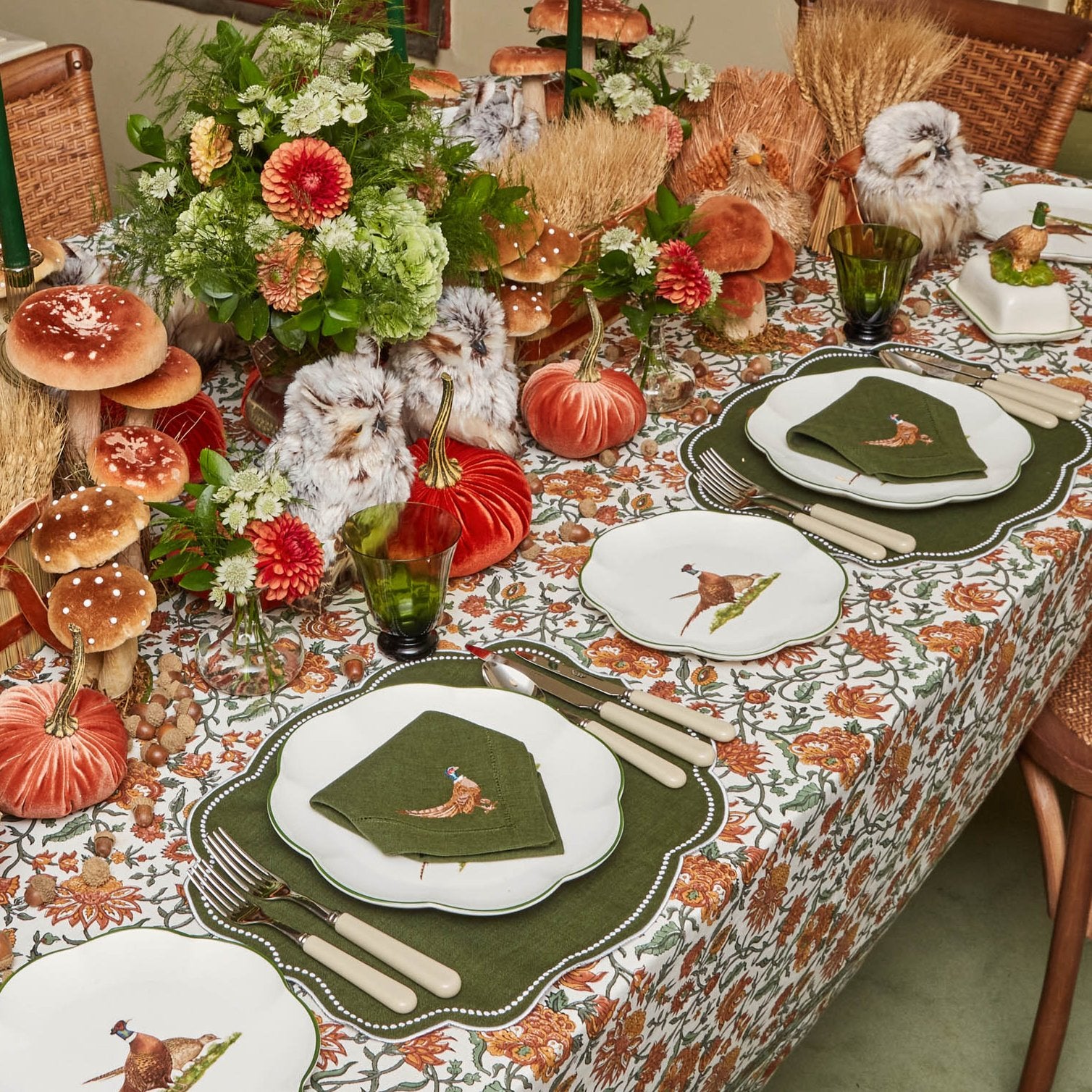 Pheasant Forest Green Linen Napkins (Set of 4)