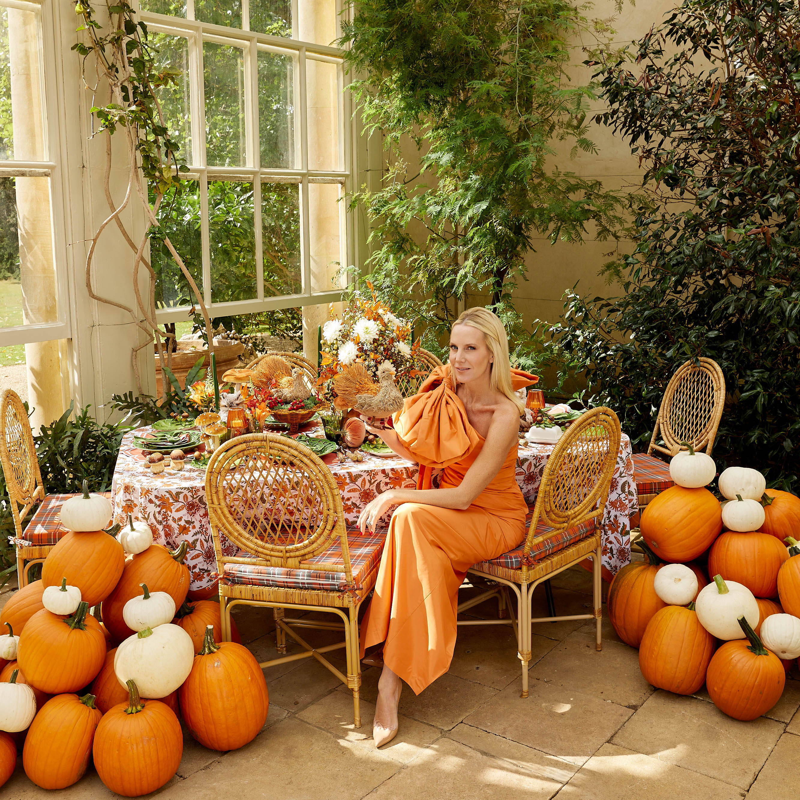 Raffia-made decorative turkey sculpture for seasonal adornment.