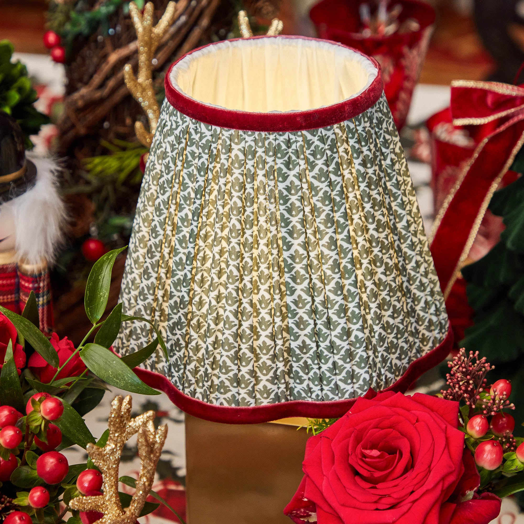 Olive & Red Lotus Lampshade (18cm)