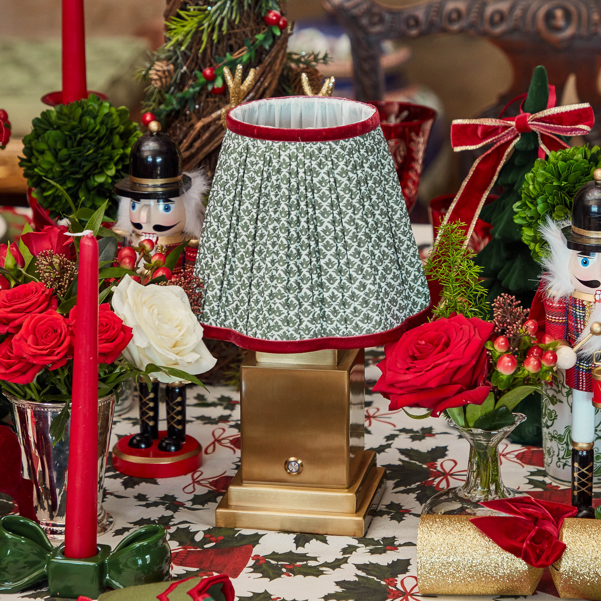 Olive & Red Lotus Lampshade (18cm)