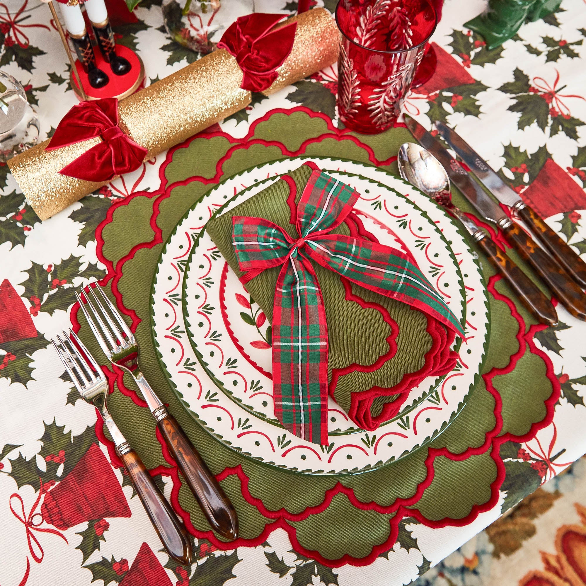 Lily Green & Red Placemats (Set of 4)