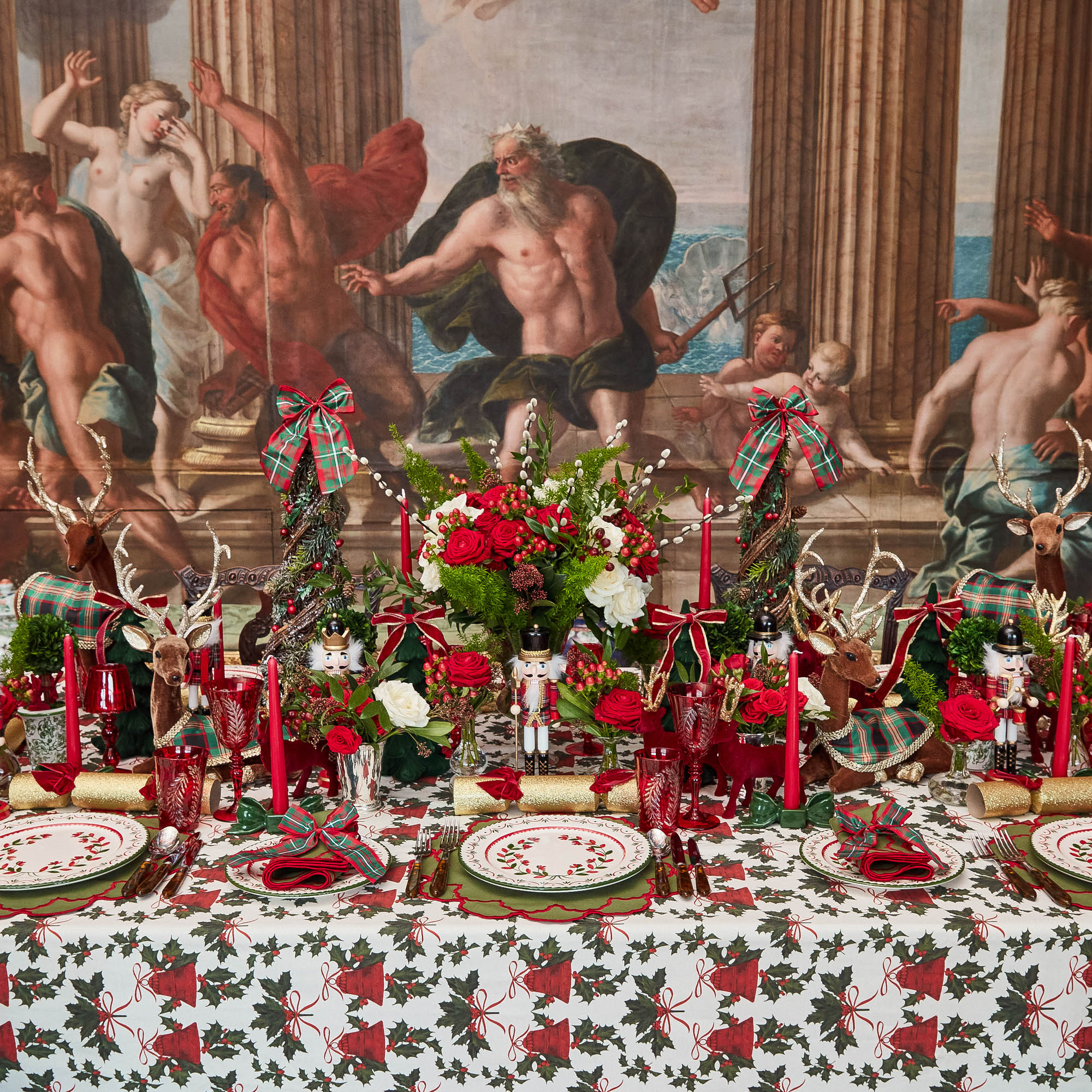 Sitting Tartan Flocked Deer (Pair)