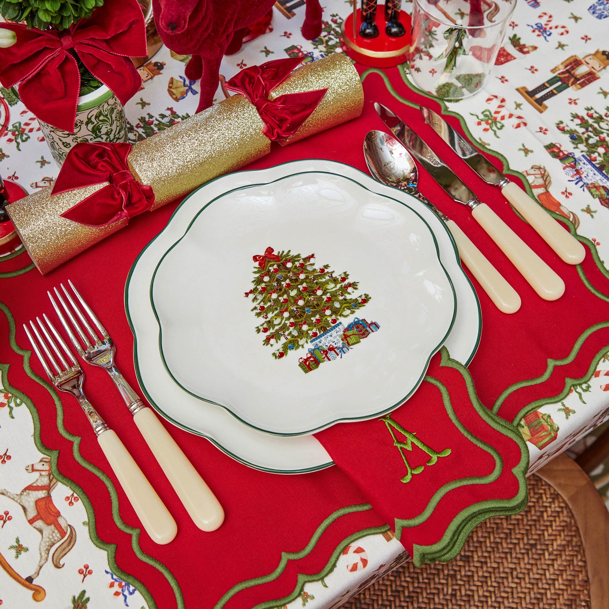 Mrs. Alice Christmas Tree Dinner & Starter Plates (Set of 8)