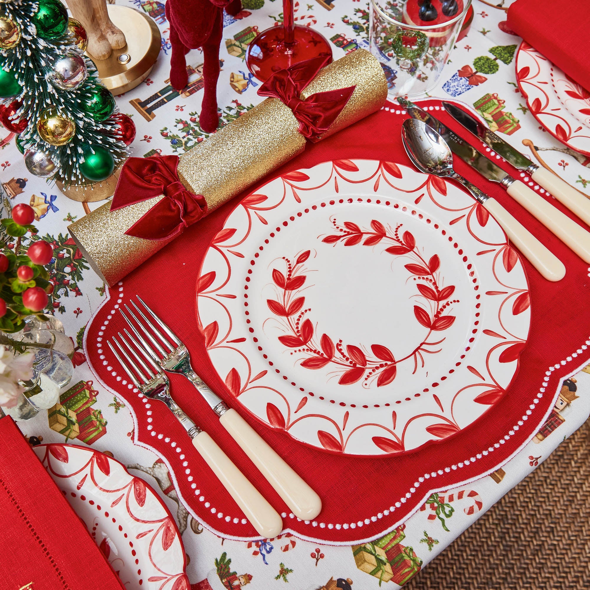 Eloise Red Linen Placemats (Set of 4)