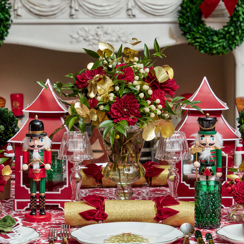 Create a cheerful Christmas ambiance with the Emerald Green Hobnail Jug - the perfect choice for adding a touch of holiday charm to your gatherings.