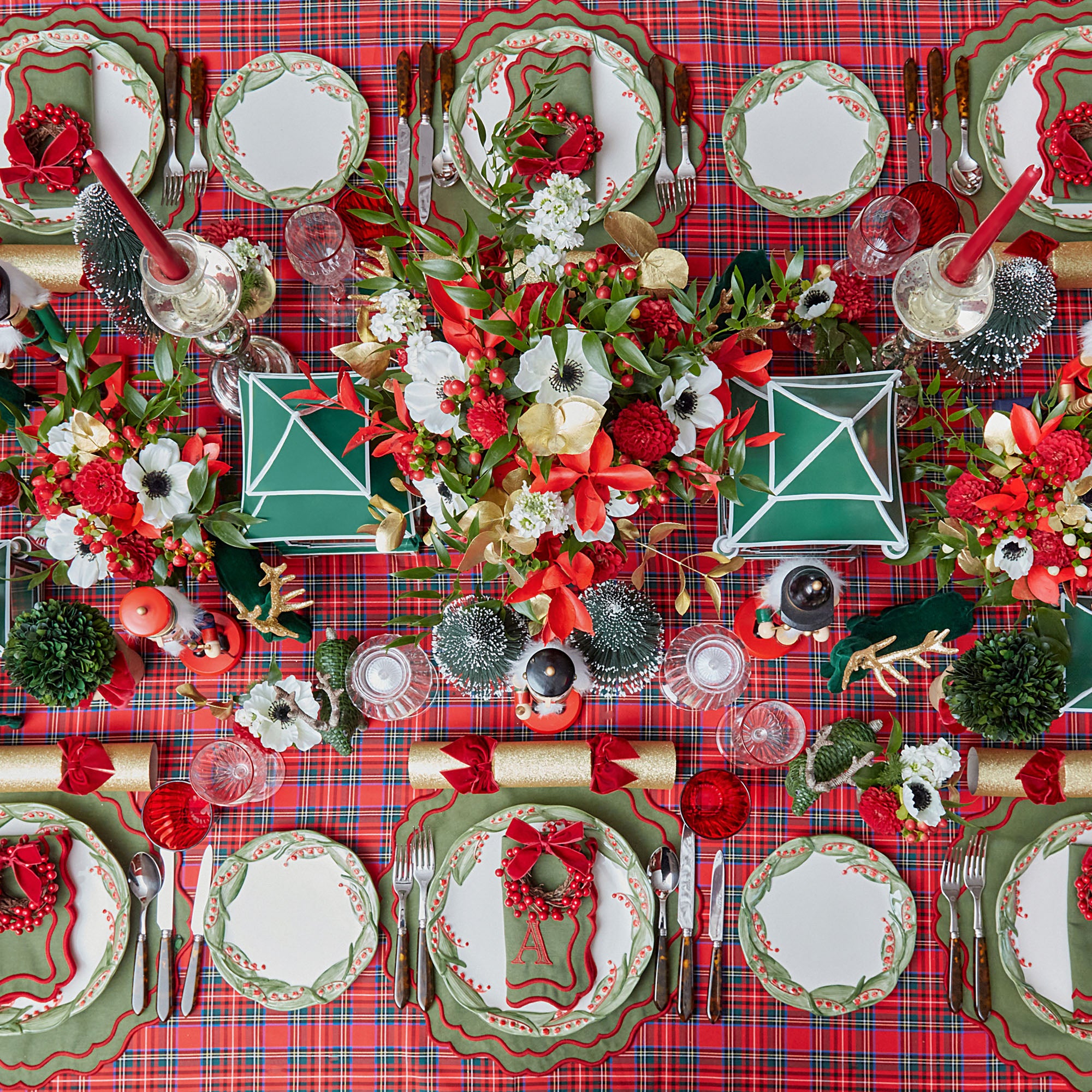 Katherine Green & Red Placemats & Napkins Set of 4 brings holiday cheer to your dining experience, offering a blend of style and seasonal charm.