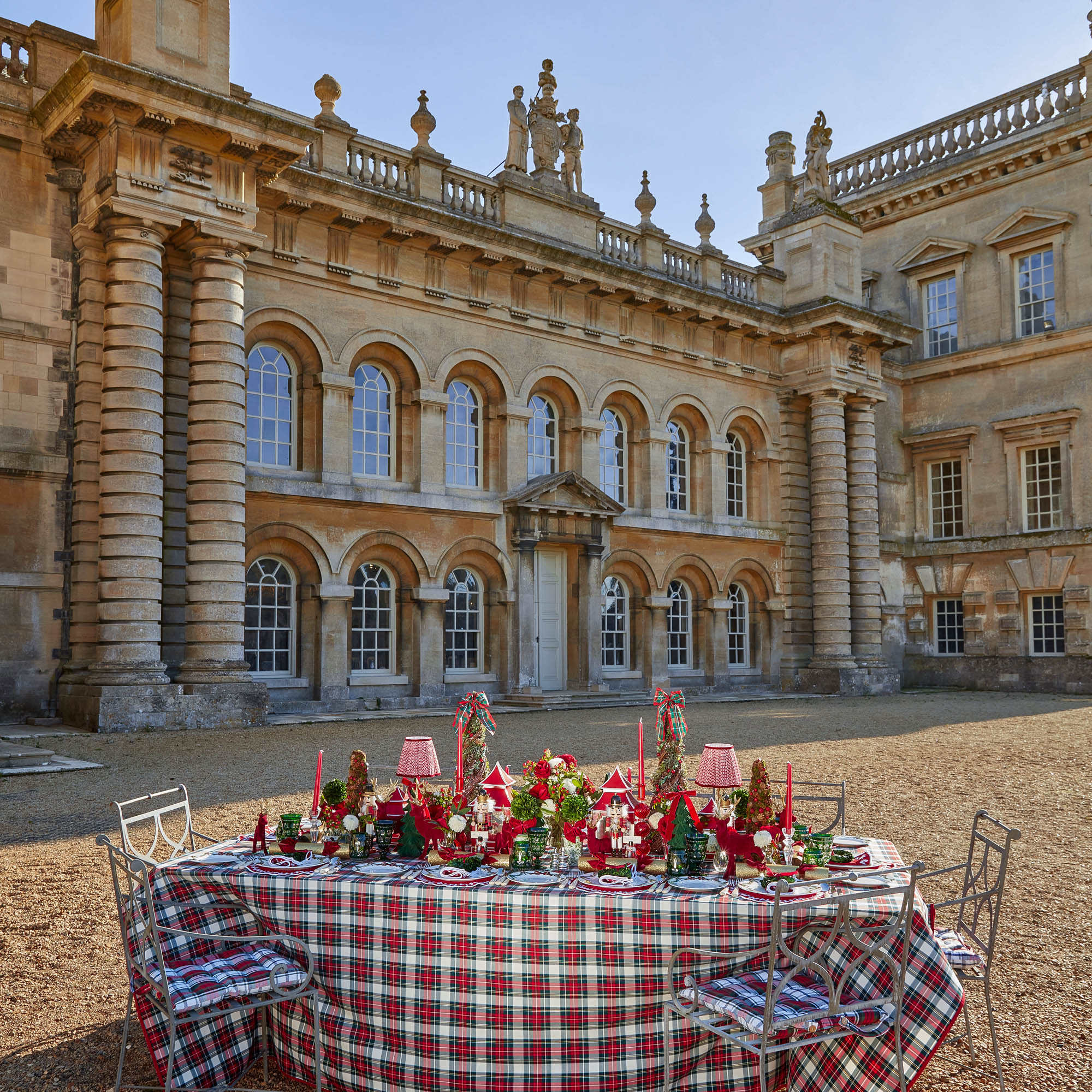 Red Bow Laurel Placemats (Set of 4)