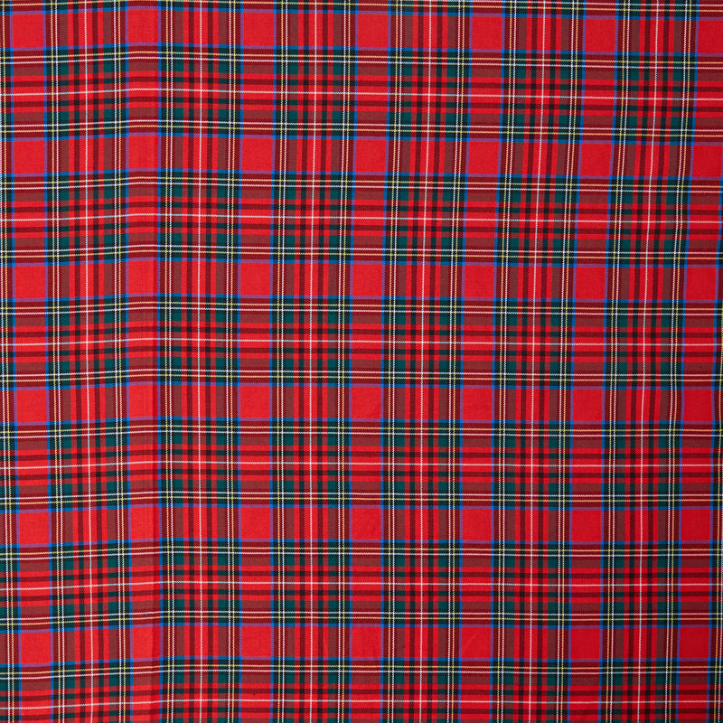 Set the stage for a traditional Christmas feast with the Bonnie Tartan Tablecloth, a perfect addition that exudes warmth and showcases the classic beauty of tartan.