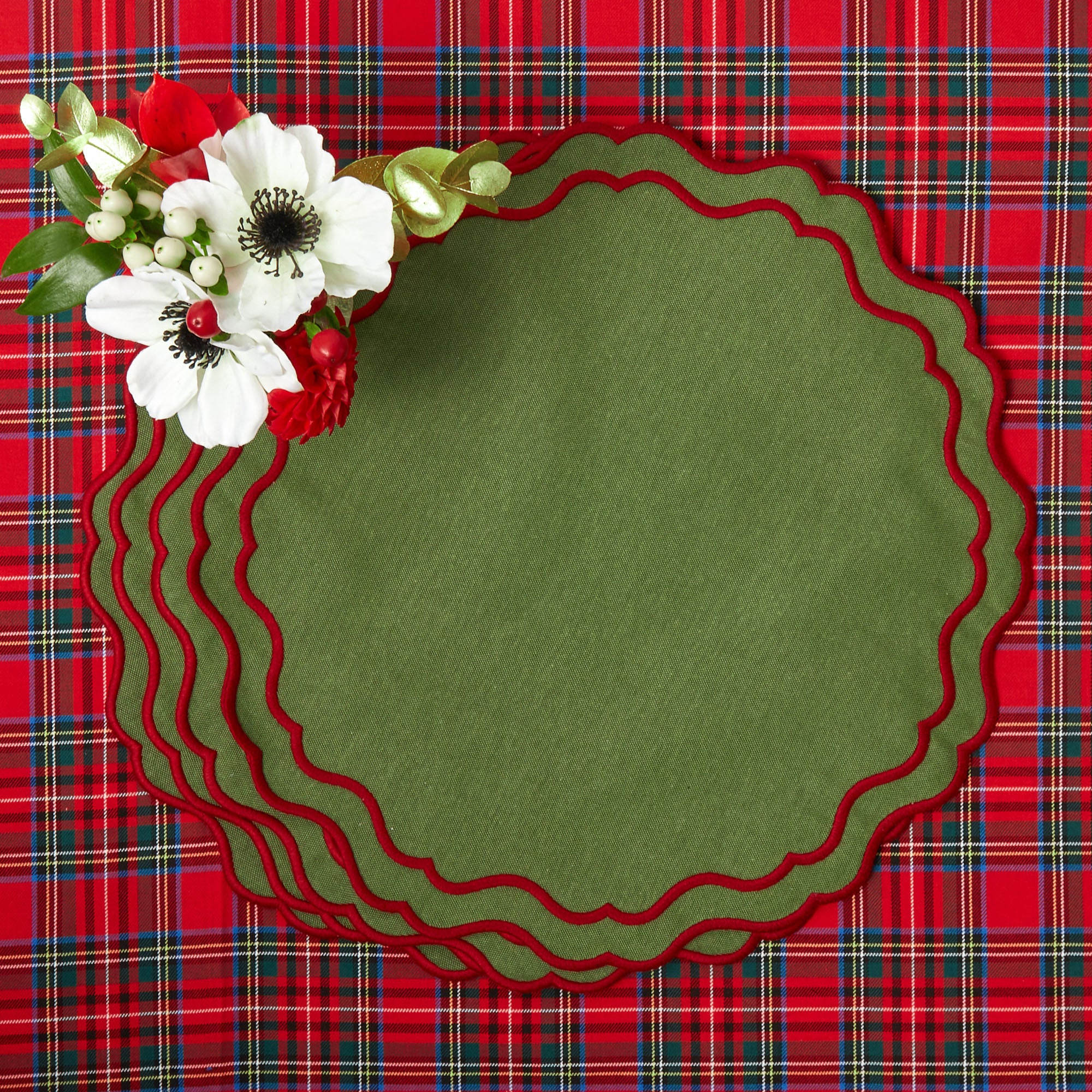 Transform your dining table into a festive wonderland with Katherine Green & Red Placemats (Set of 4).