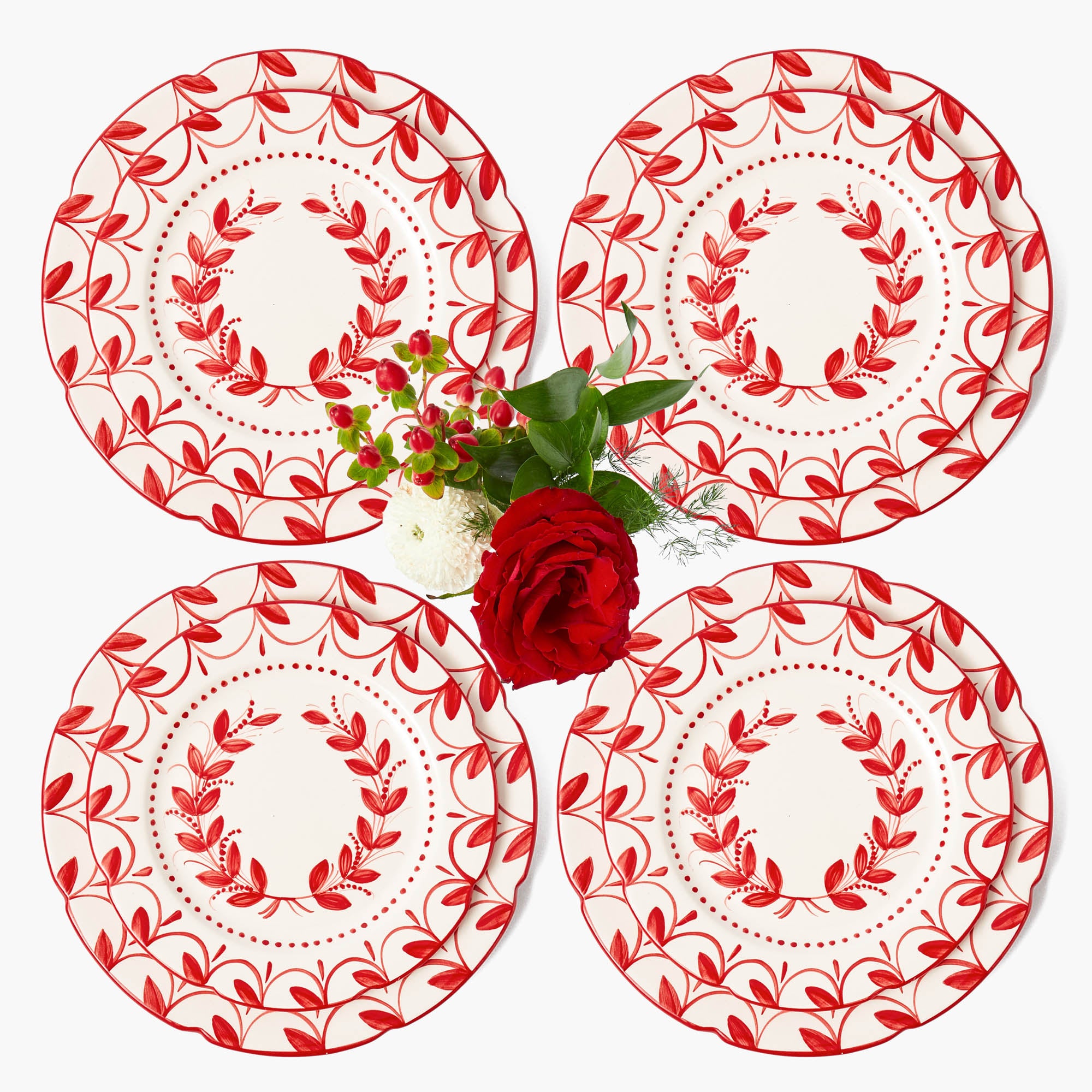 Elizabeth Red Garland Dinner & Starter Plates (Set of 8)