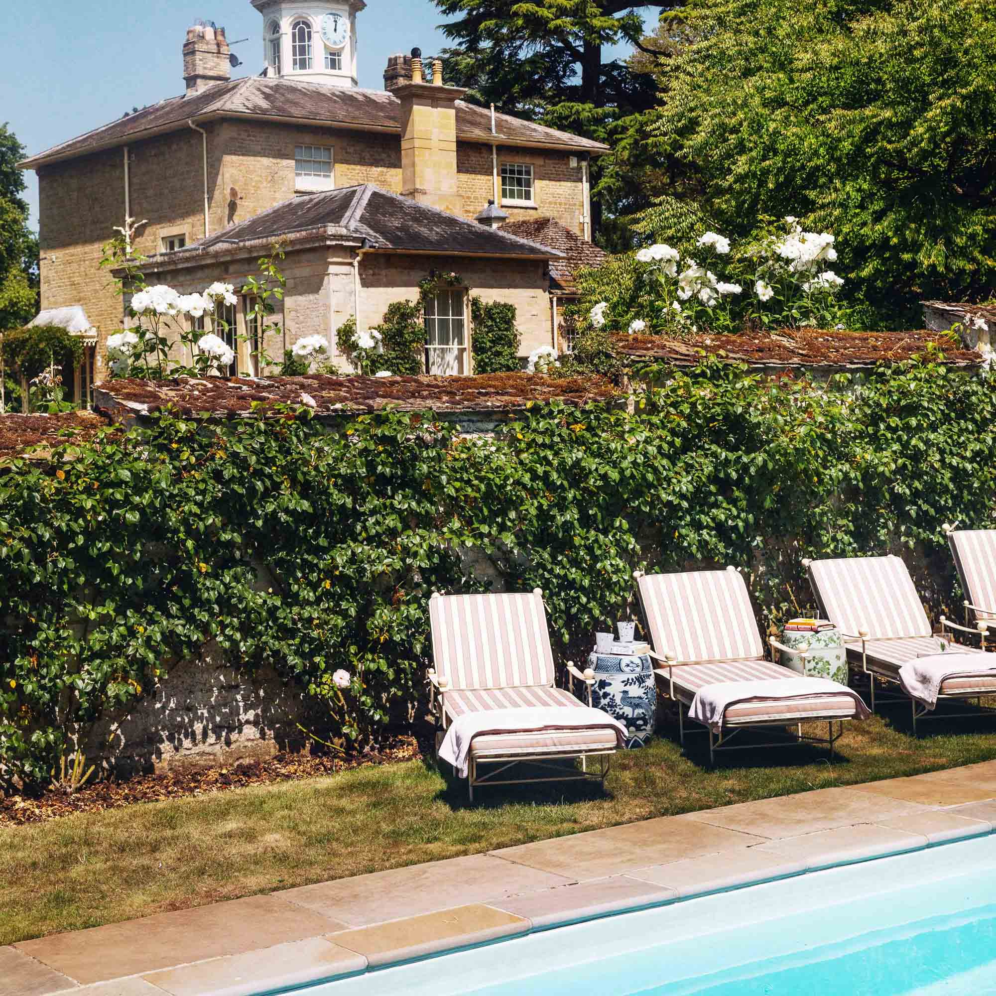 Blue Chinoiserie Ceramic Stool