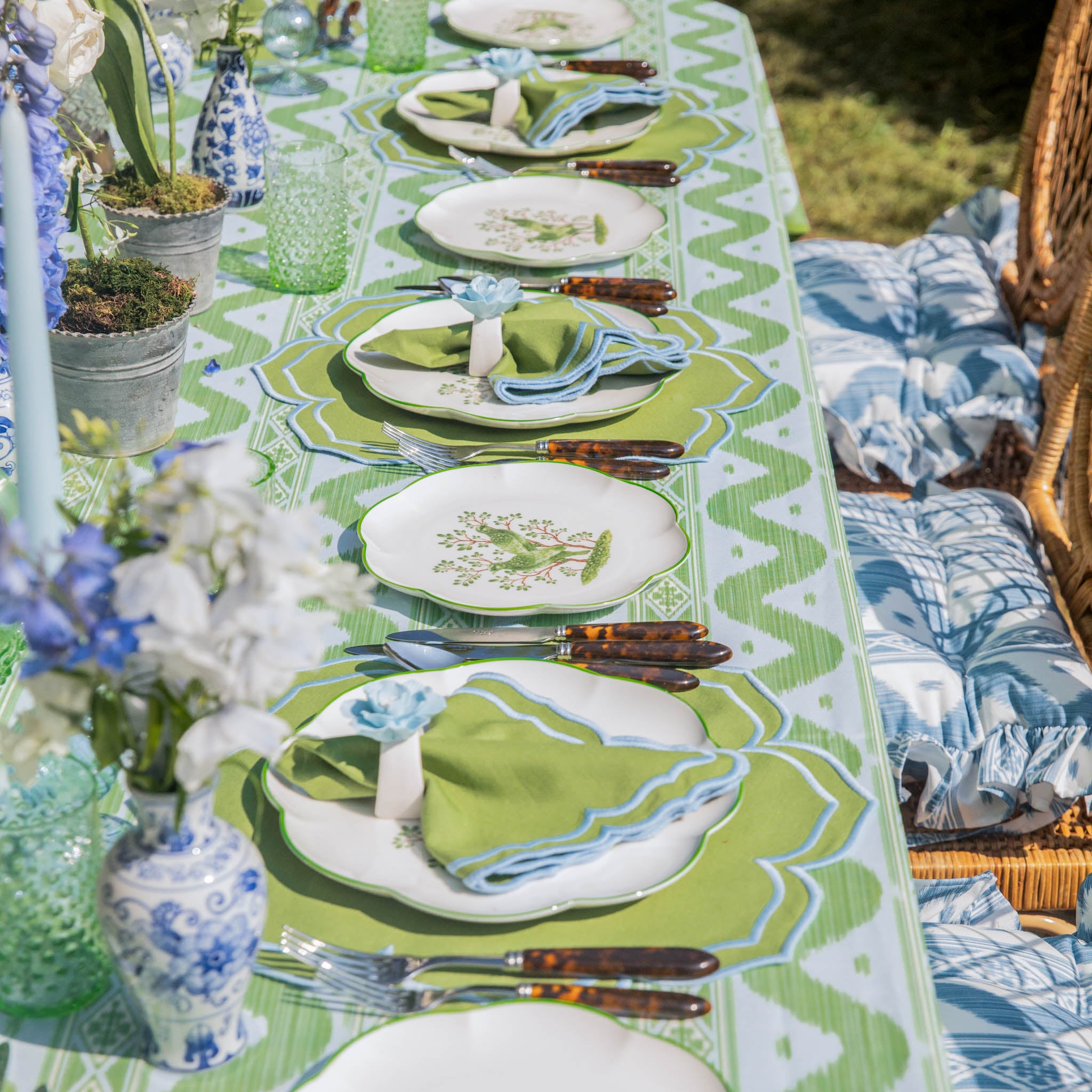 Singing Bird Dinner & Starter Plates (Set of 8)