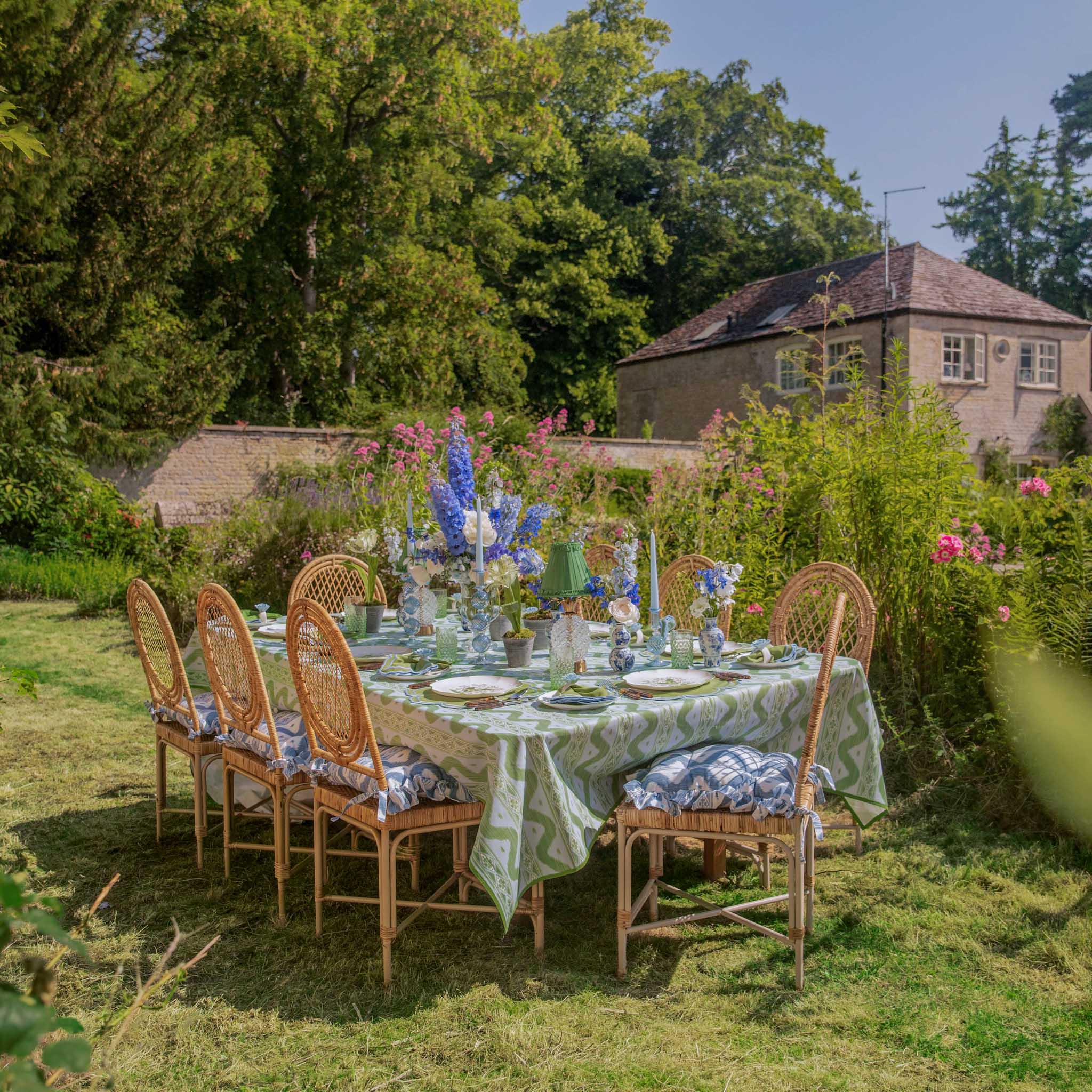 Singing Bird Dinner & Starter Plates (Set of 8)