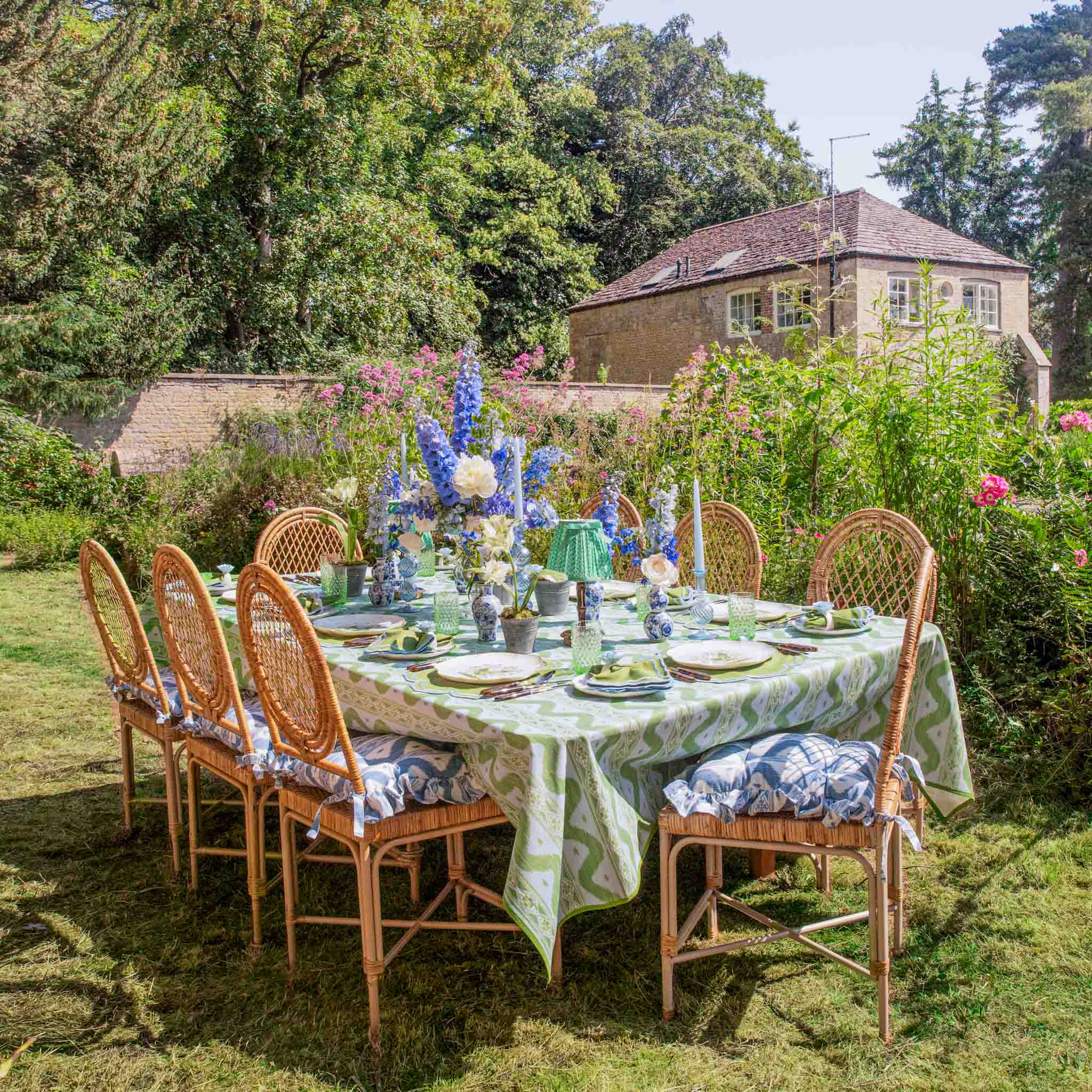 Singing Bird Starter Plates (Set of 4)