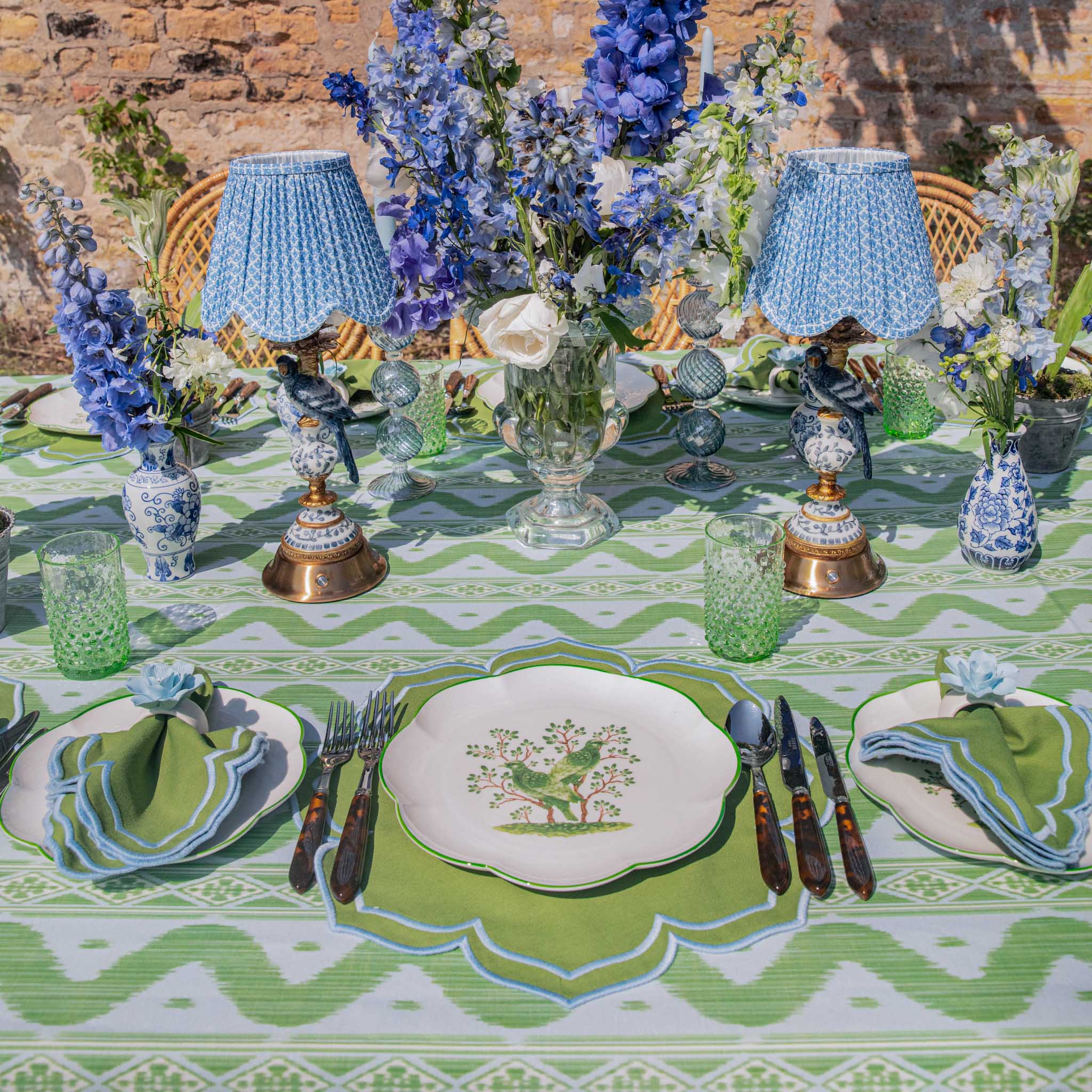 Blue Lotus Deep Scallop Lampshade (18cm)