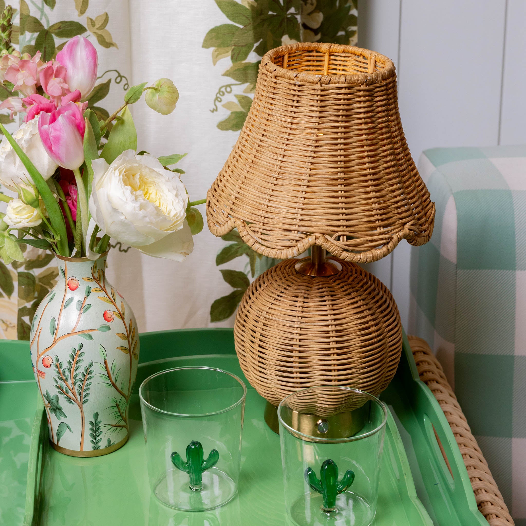 Rattan Ball Rechargeable Lamp with Shade