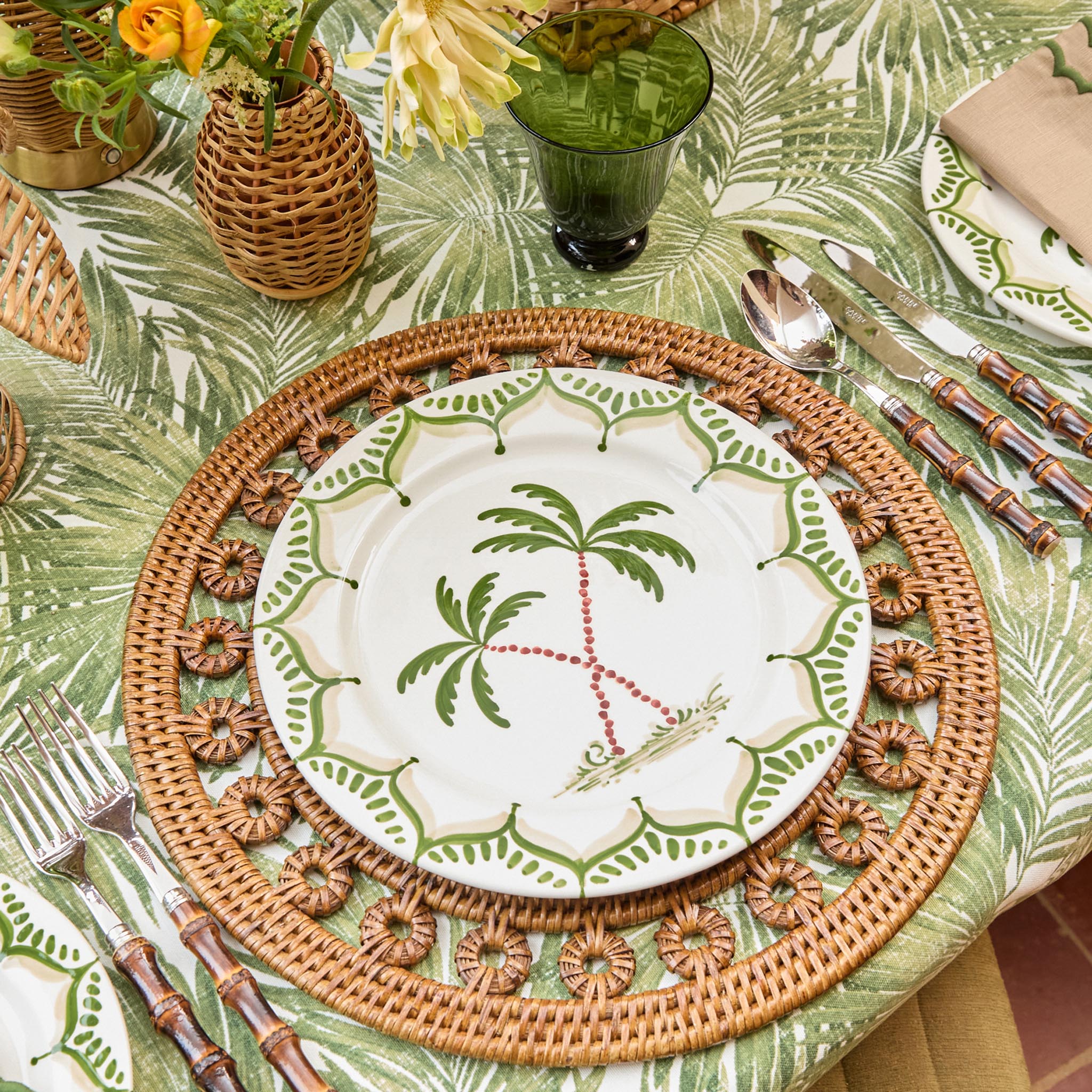 Moss Green Tulip Glasses (Set of 4)