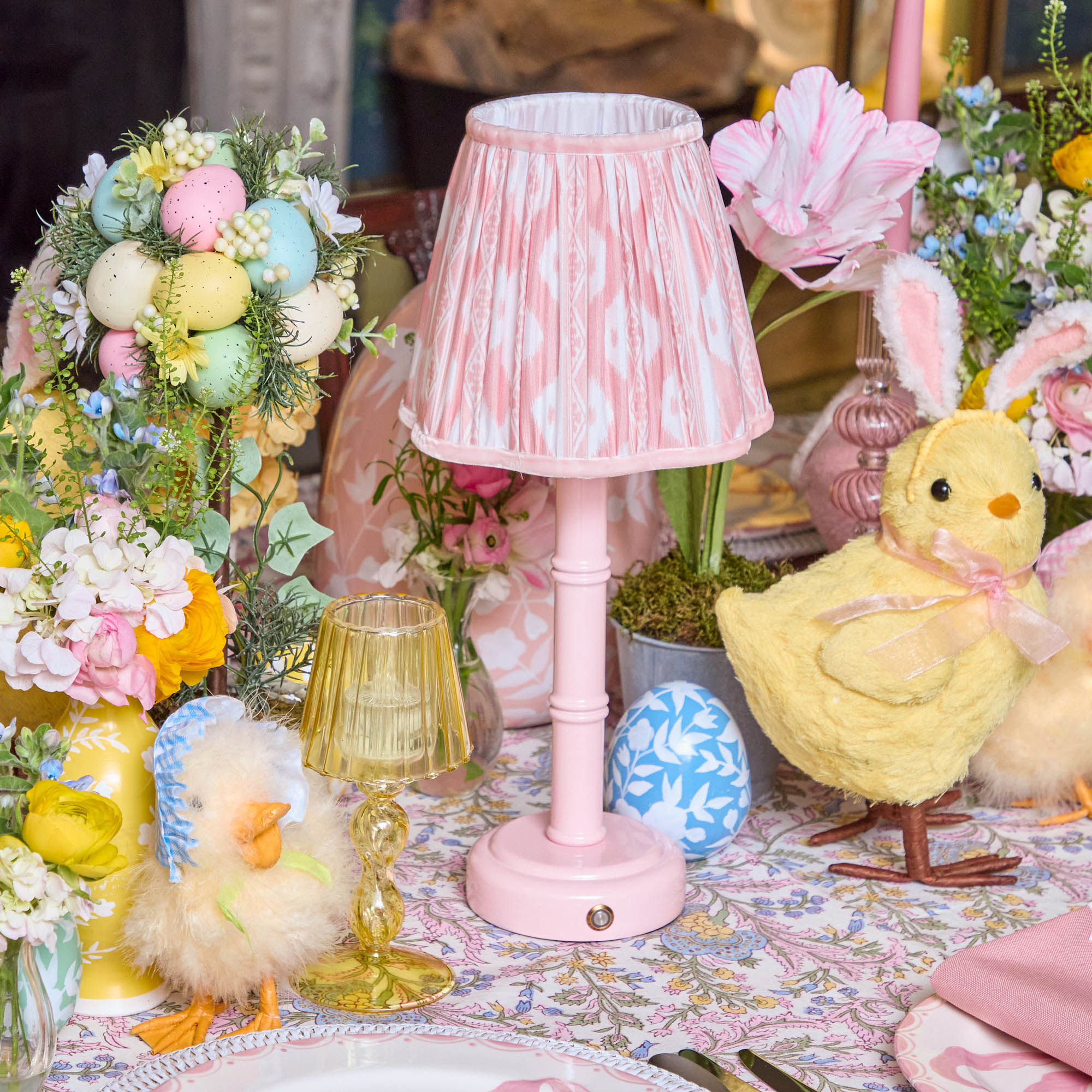 Pink Leonora Lacquer Rechargeable Lamp with Pink Ikat Shade (18cm)