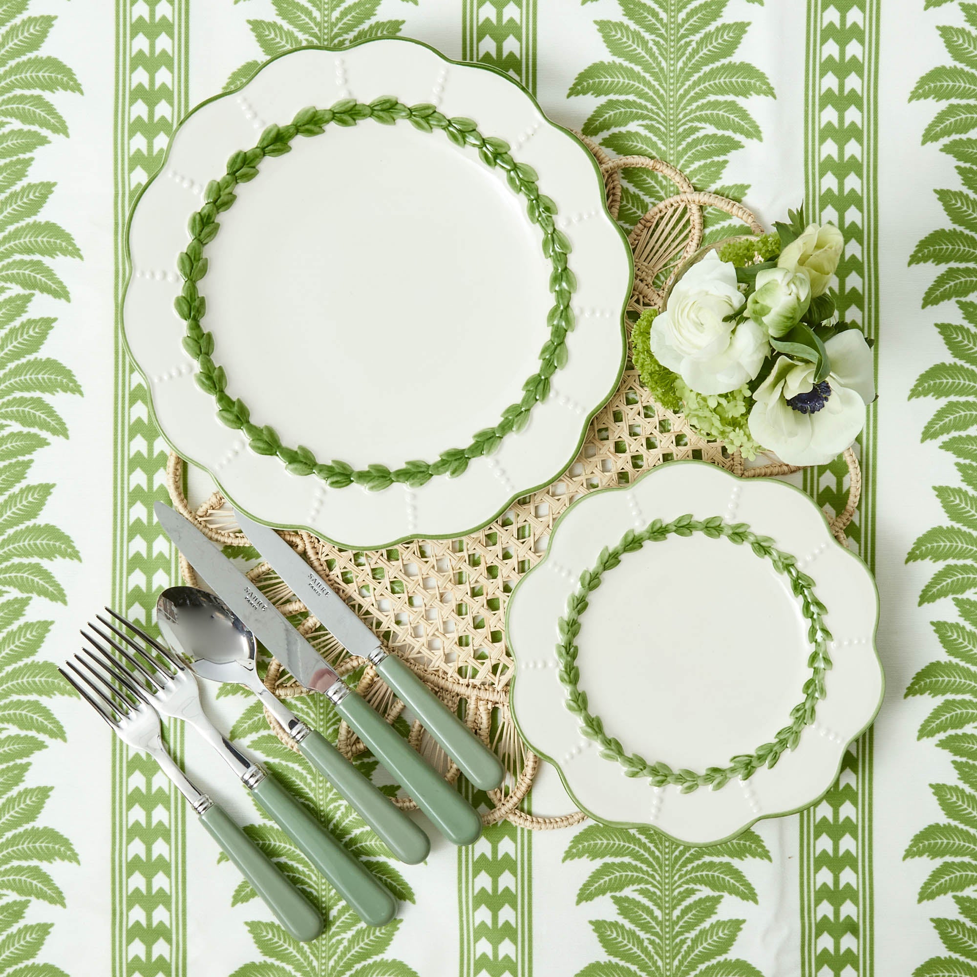 Green Laurel Starter Plates (Set of 4)